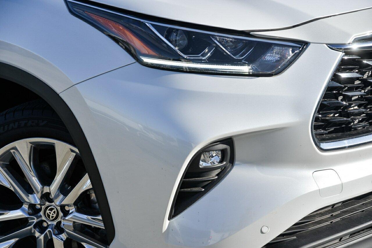 2025 Toyota Kluger AWD GRANDE in White