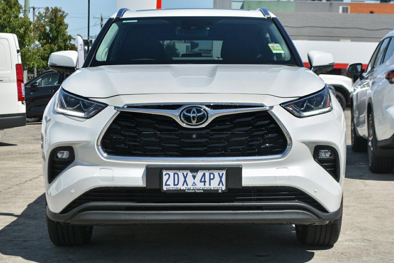 2025 Toyota Kluger AWD GRANDE in White