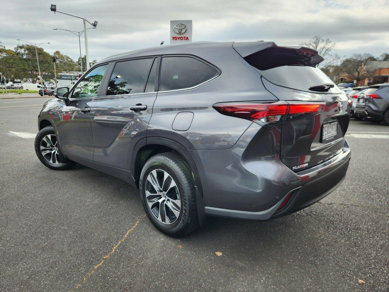 2025 Toyota Kluger GXL AWD in Silver