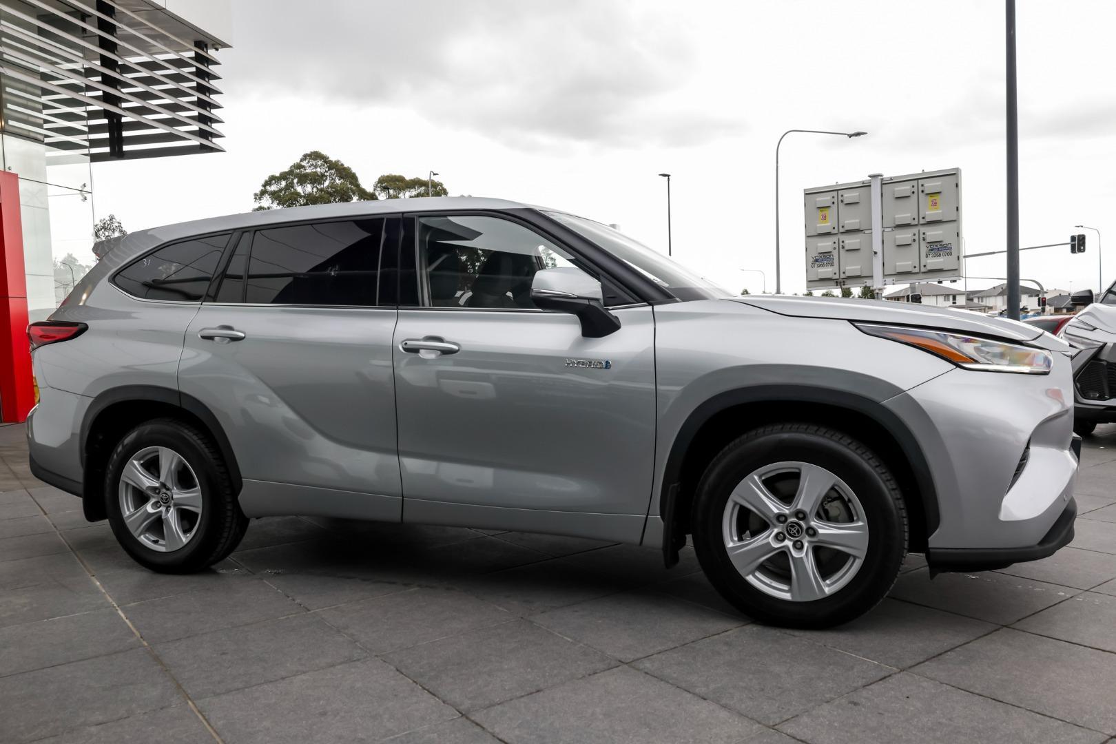 2021 Toyota Kluger GX AWD in Silver