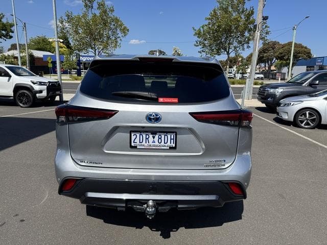 2021 Toyota Kluger Grande in Silver