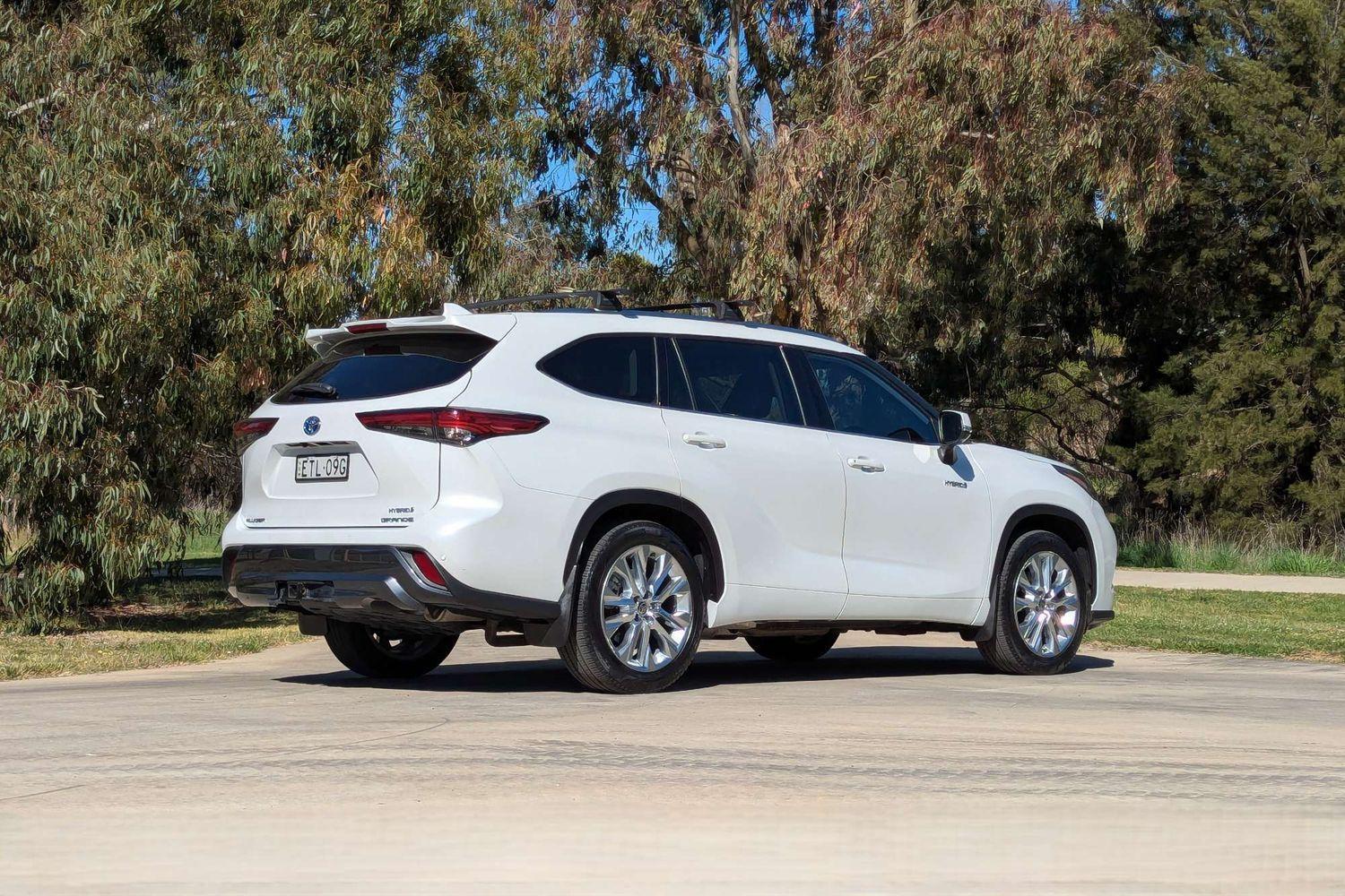 2022 Toyota Kluger AWD GRANDE in White