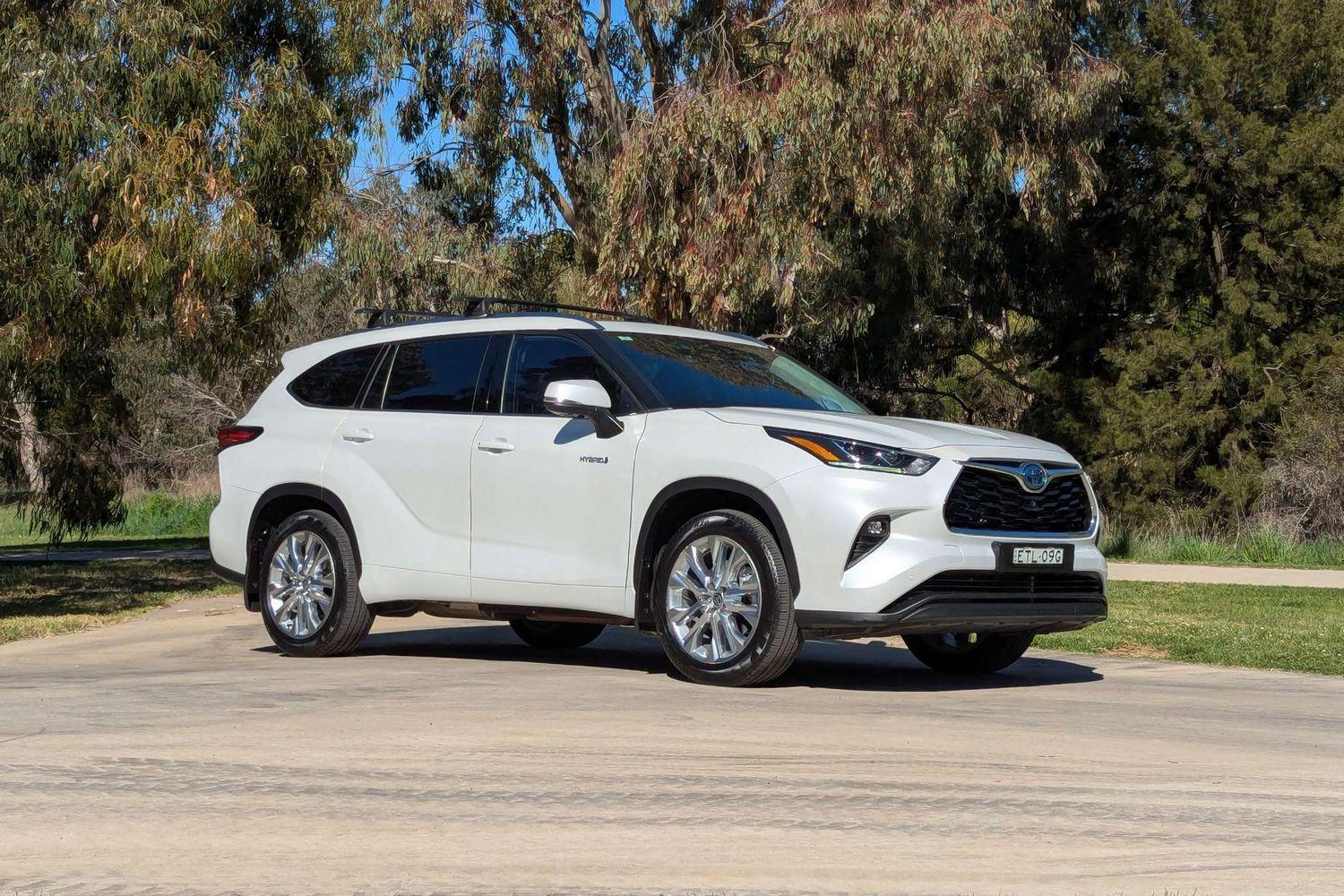 2022 Toyota Kluger AWD GRANDE in White