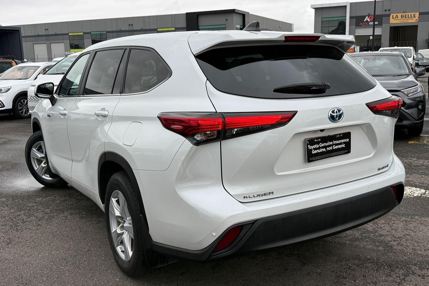 2022 Toyota Kluger GX AWD in White