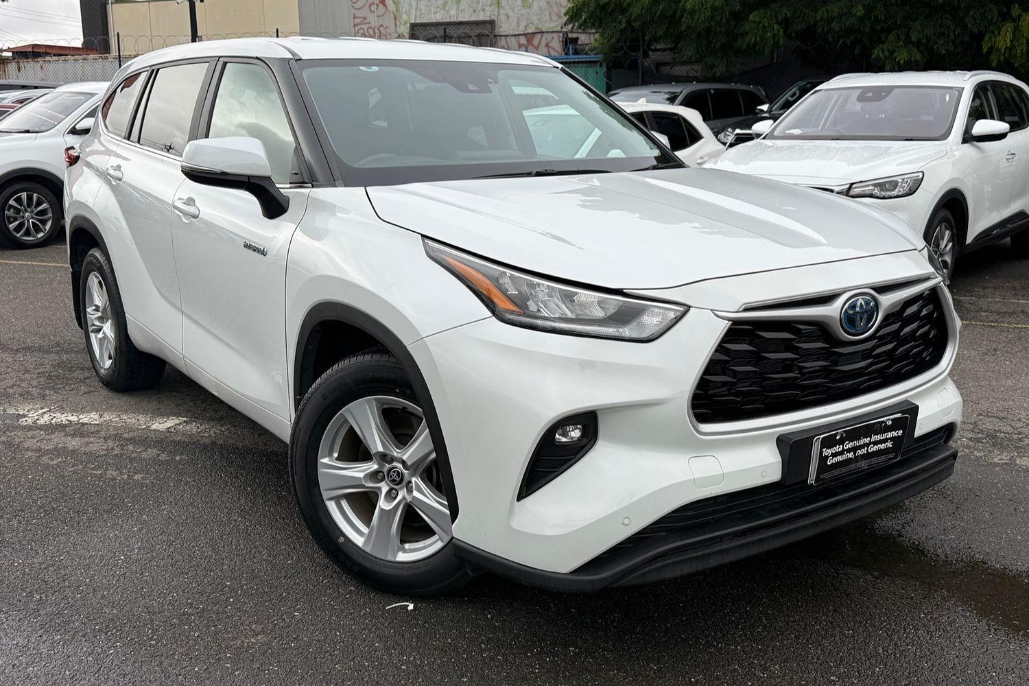 2022 Toyota Kluger GX AWD in White