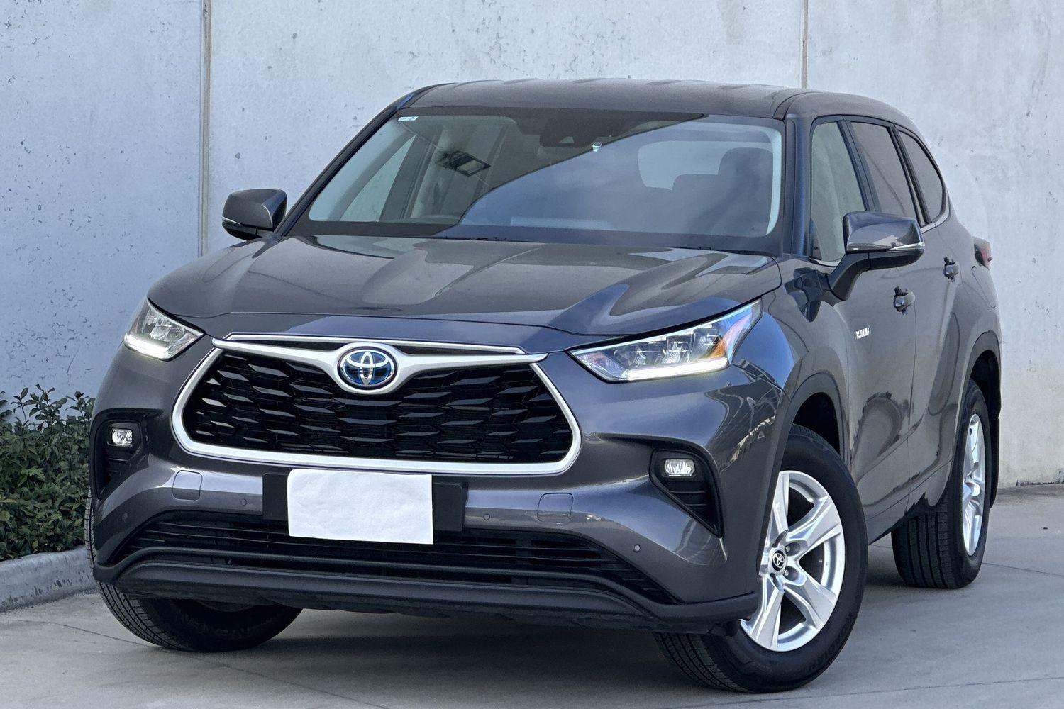 2022 Toyota Kluger GX AWD in Silver