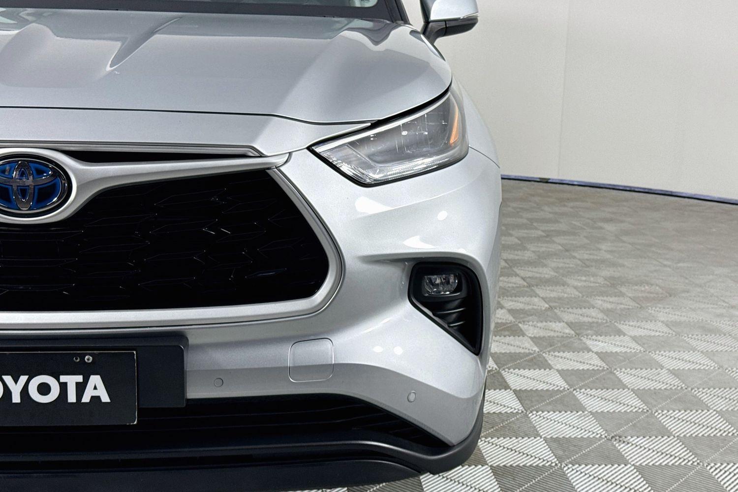 2023 Toyota Kluger GX in Silver