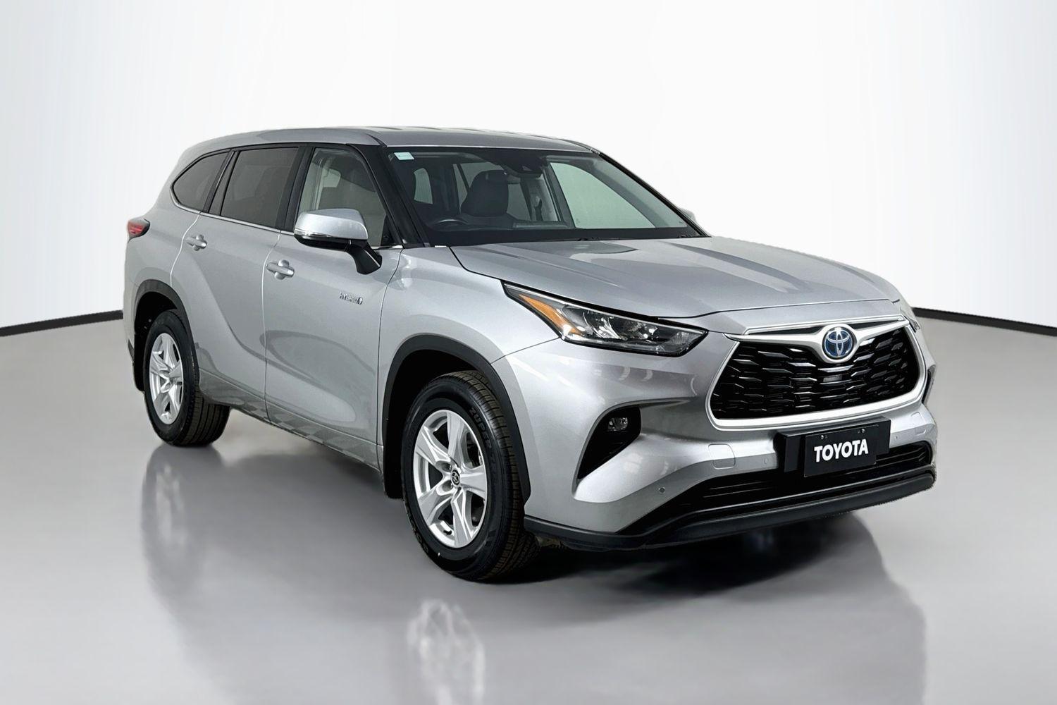 2023 Toyota Kluger GX in Silver
