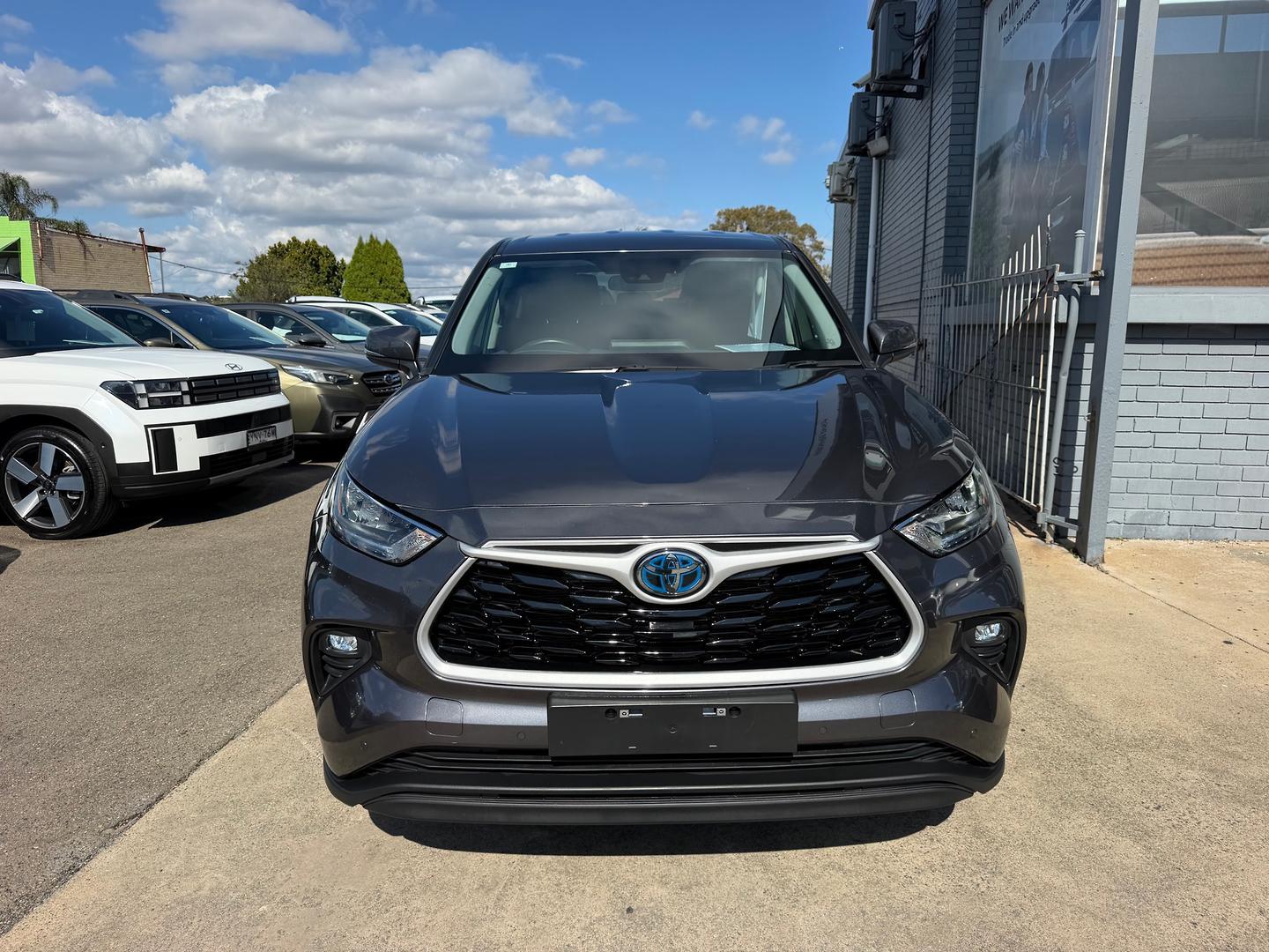 2024 Toyota Kluger GX AWD in Silver