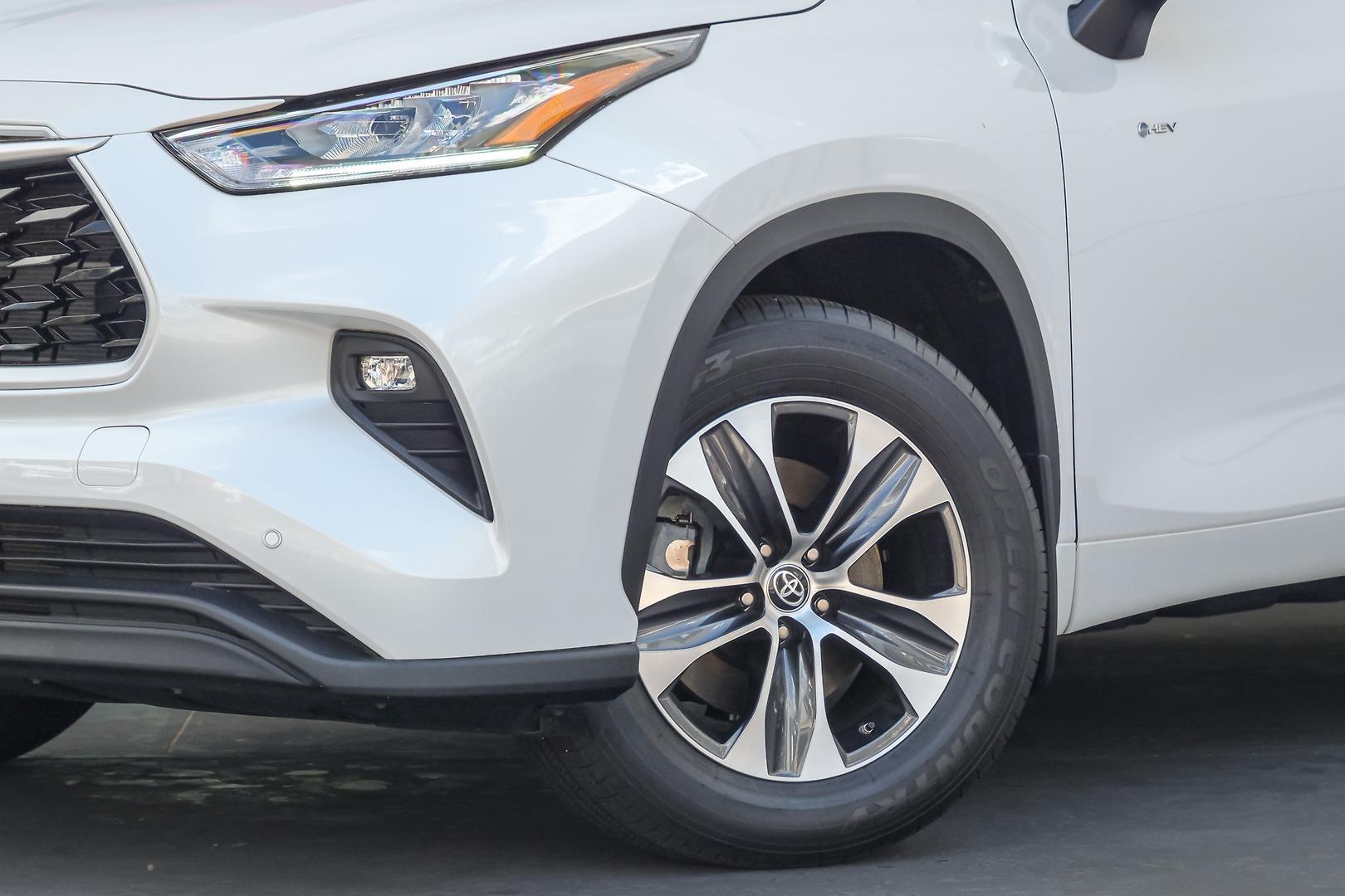 2024 Toyota Kluger GXL AWD in White