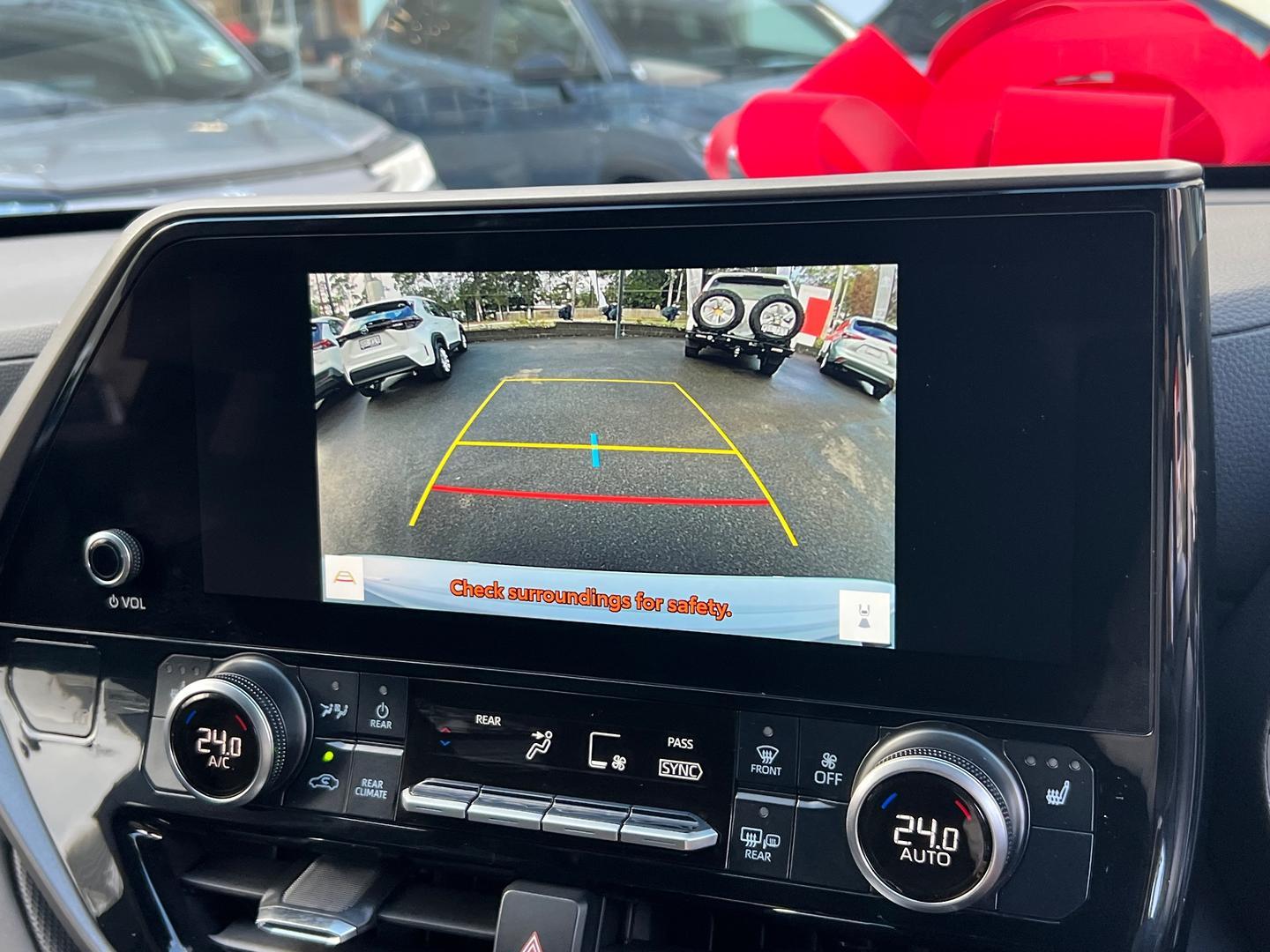 2024 Toyota Kluger GXL in White