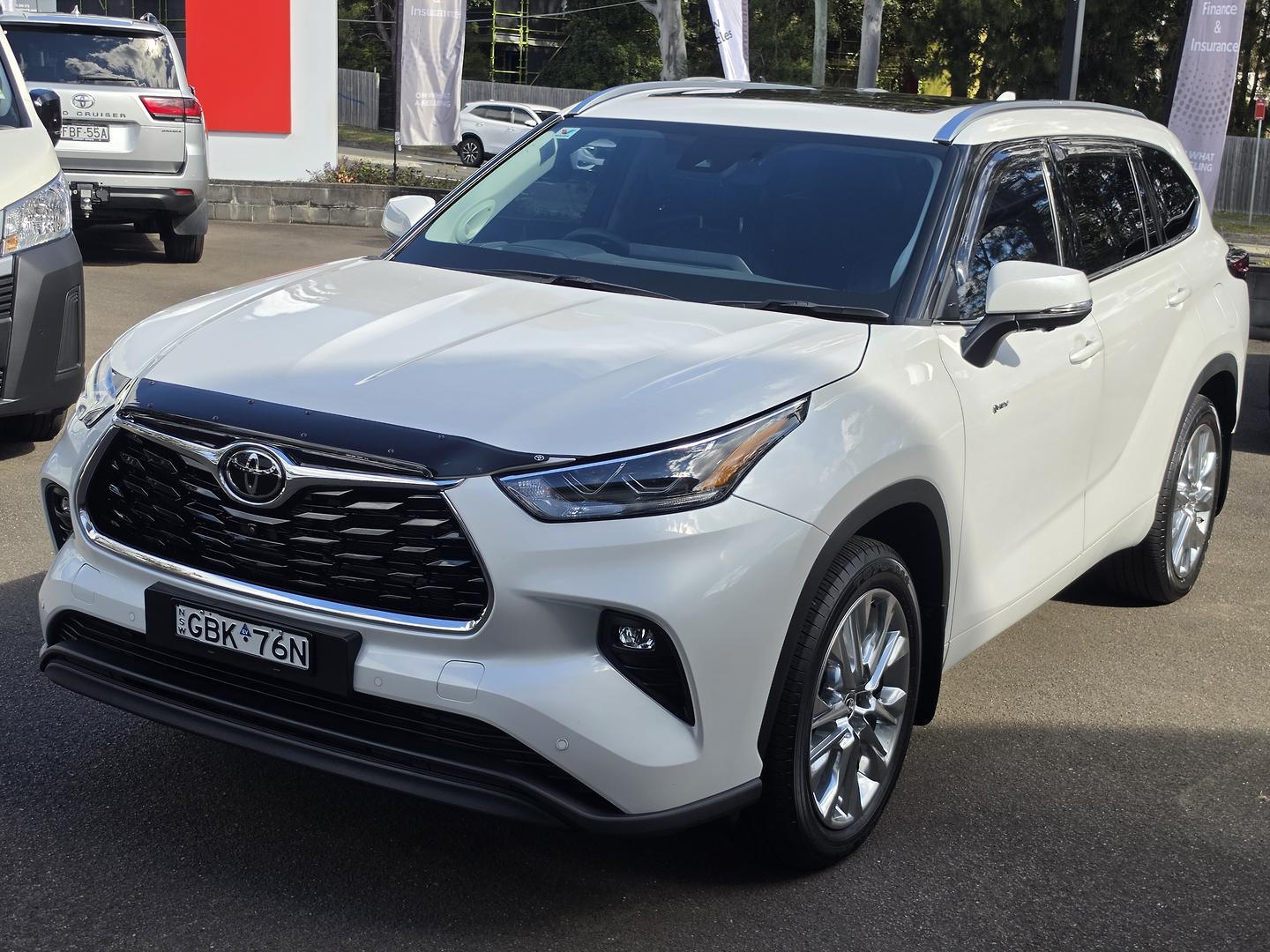 2025 Toyota Kluger AWD GRANDE in White