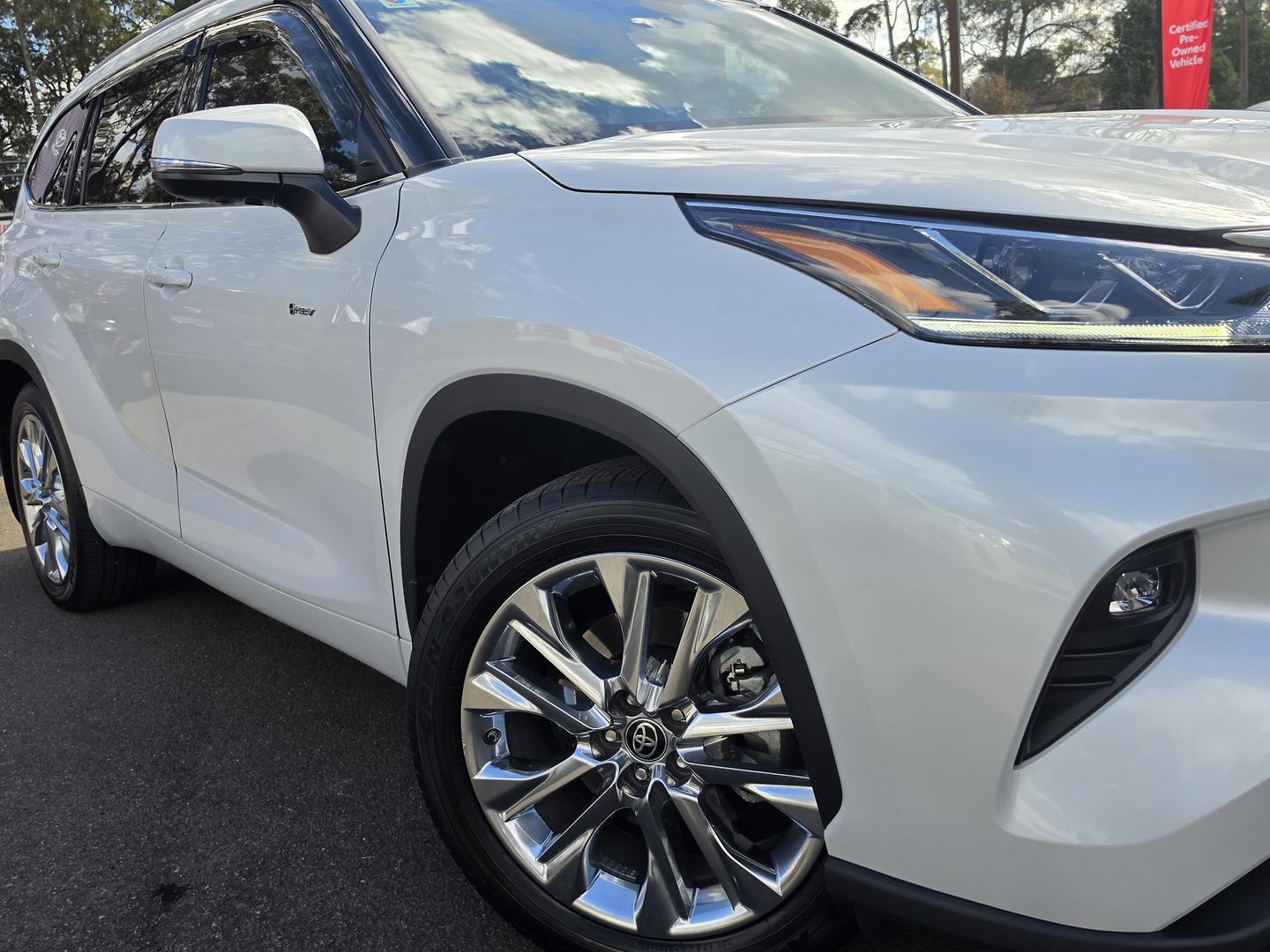 2025 Toyota Kluger AWD GRANDE in White