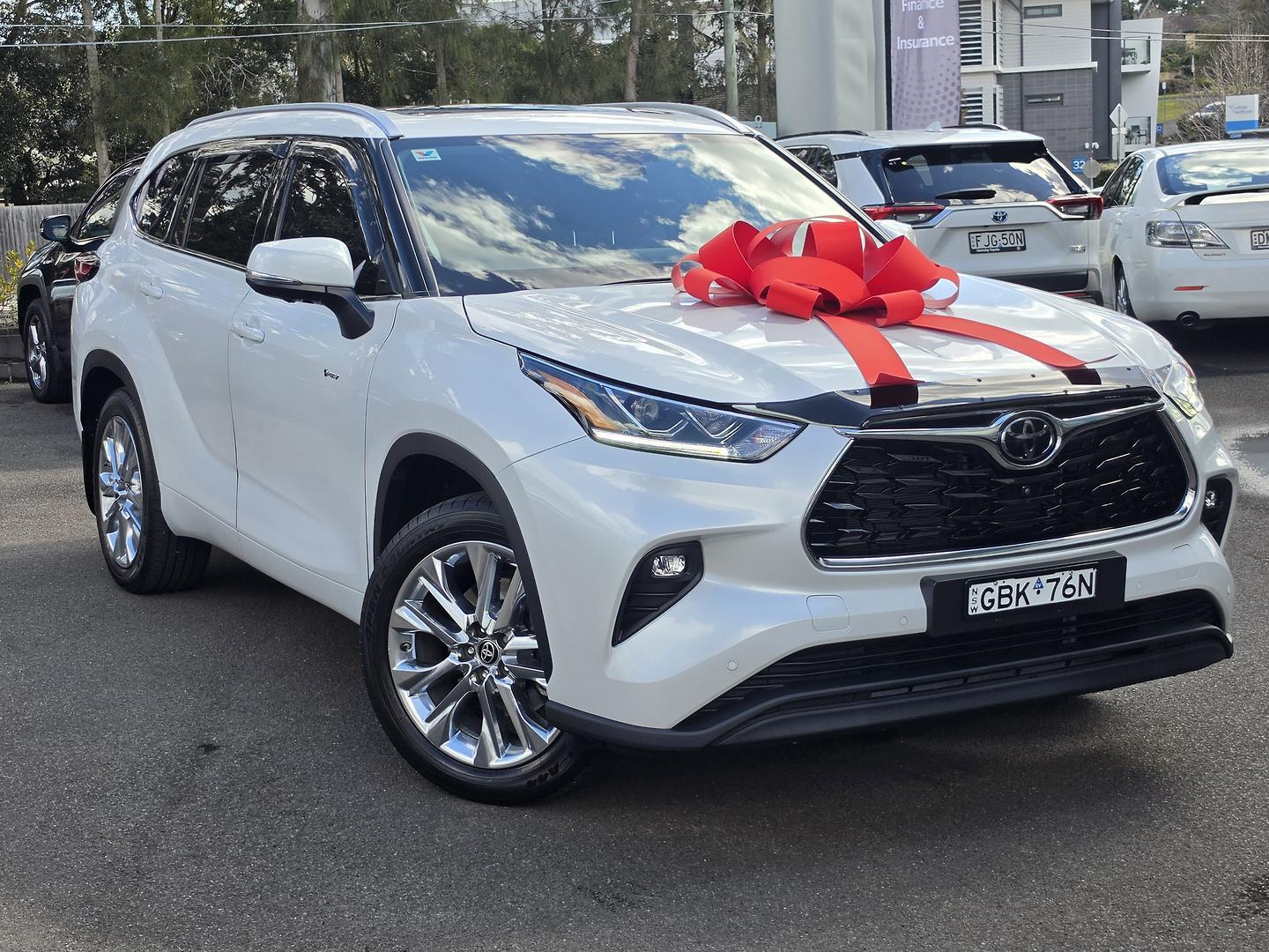 2025 Toyota Kluger AWD GRANDE in White