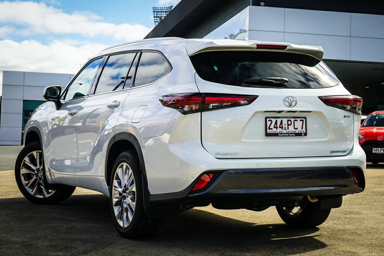 2025 Toyota Kluger AWD GRANDE in White