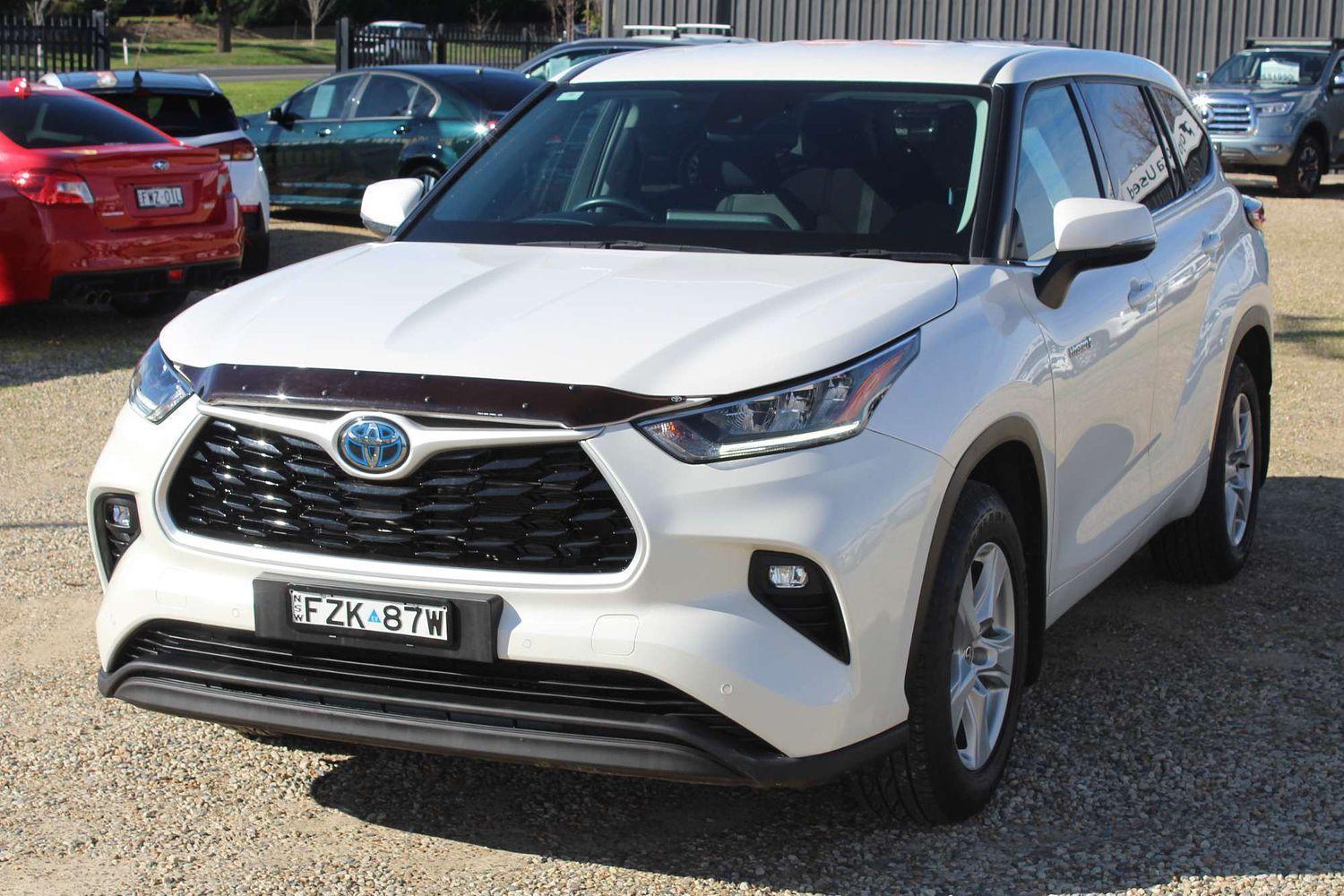 2021 Toyota Kluger GX in White