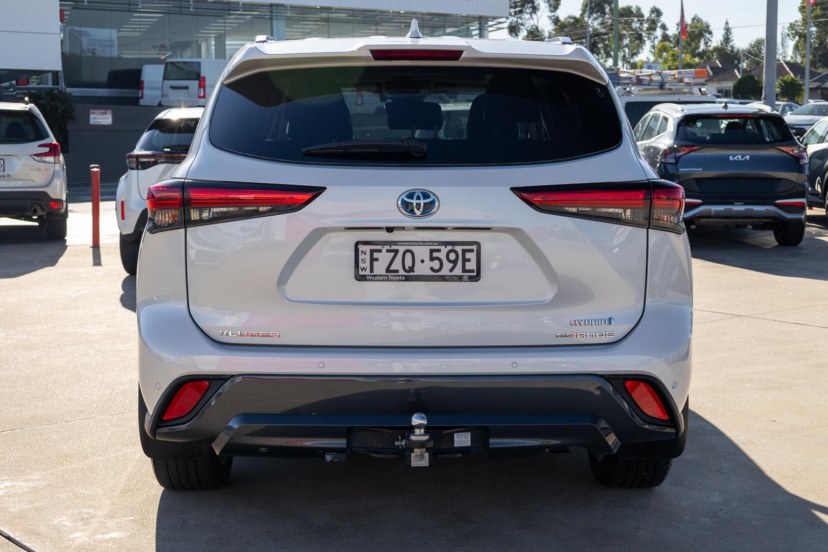 2022 Toyota Kluger AWD GRANDE in White