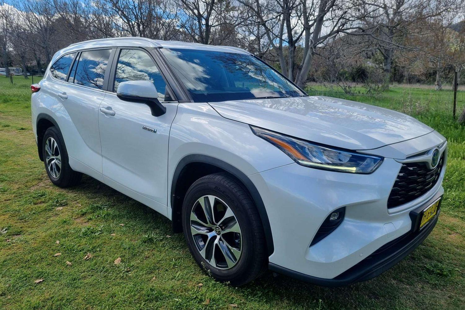 2023 Toyota Kluger GXL AWD in White