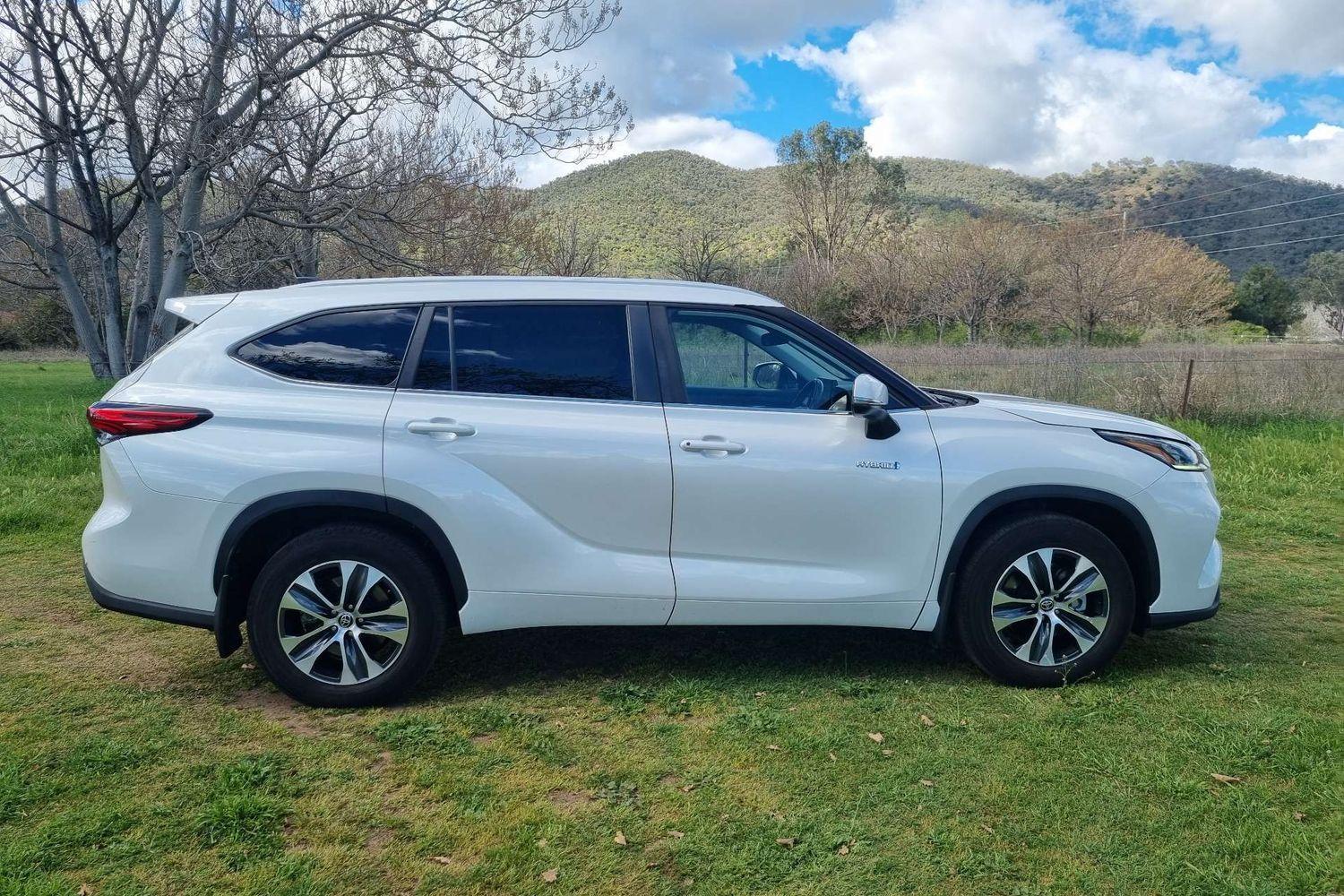 2023 Toyota Kluger GXL AWD in White