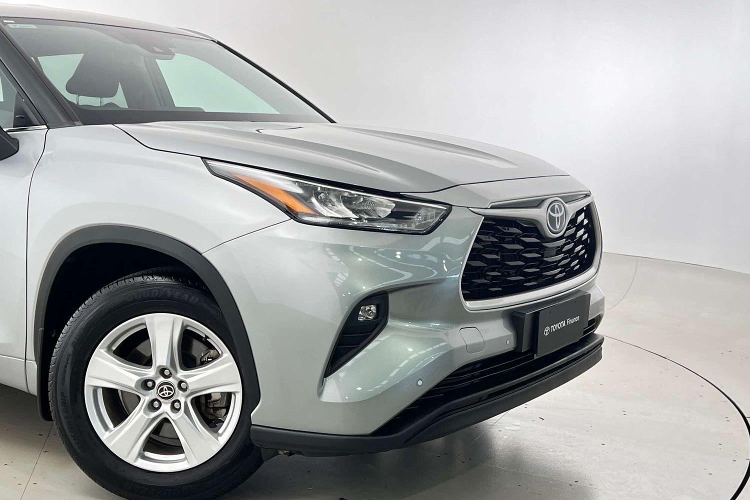 2023 Toyota Kluger GX AWD in Silver