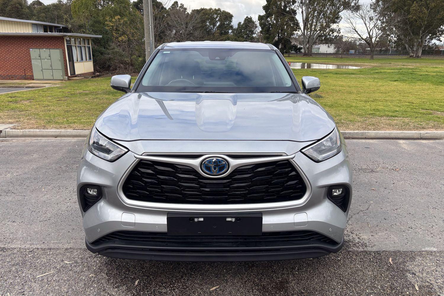 2023 Toyota Kluger GX AWD in Silver