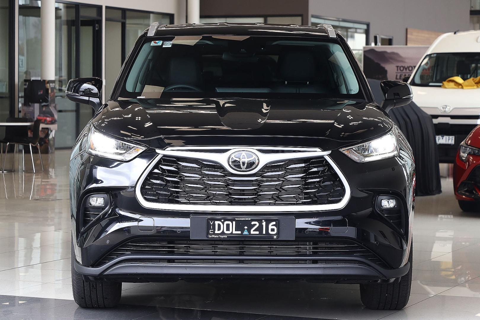 2025 Toyota Kluger GXL AWD in Black