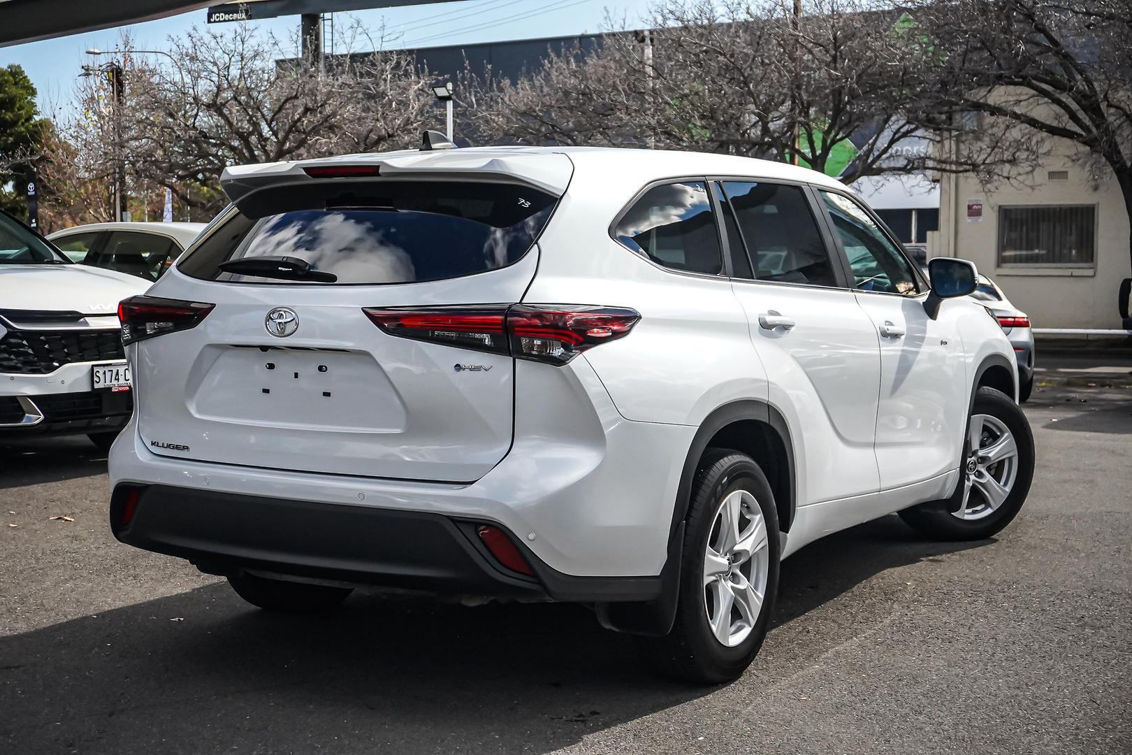 2025 Toyota Kluger GX AWD in White