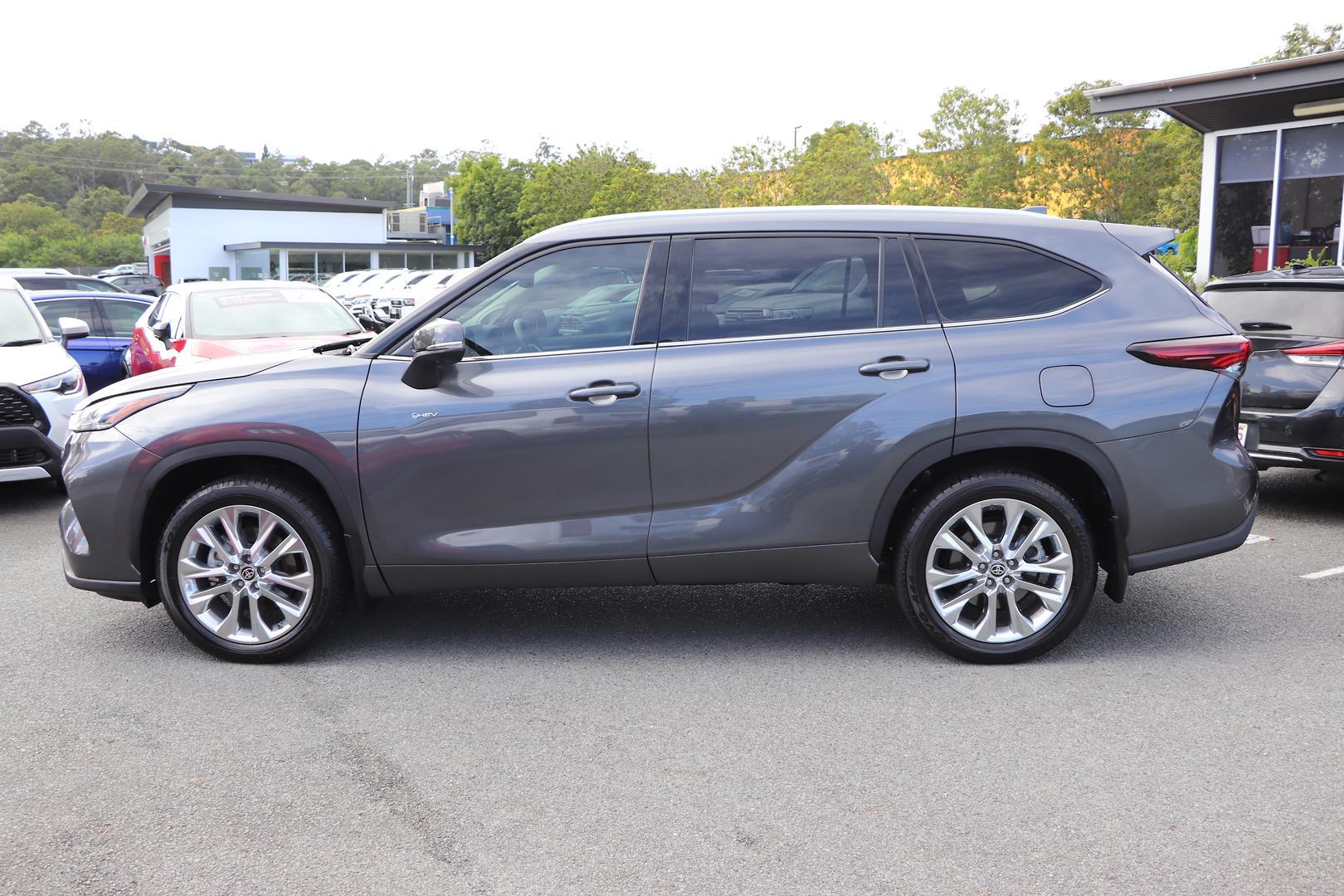 2025 Toyota Kluger AWD GRANDE in Silver