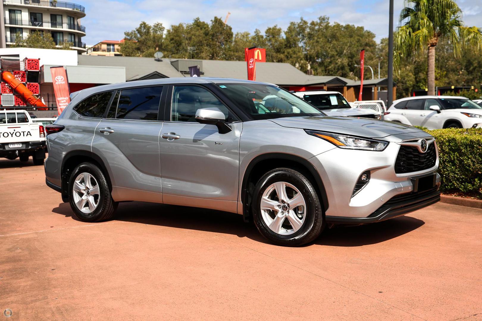 2025 Toyota Kluger GX AWD in Silver
