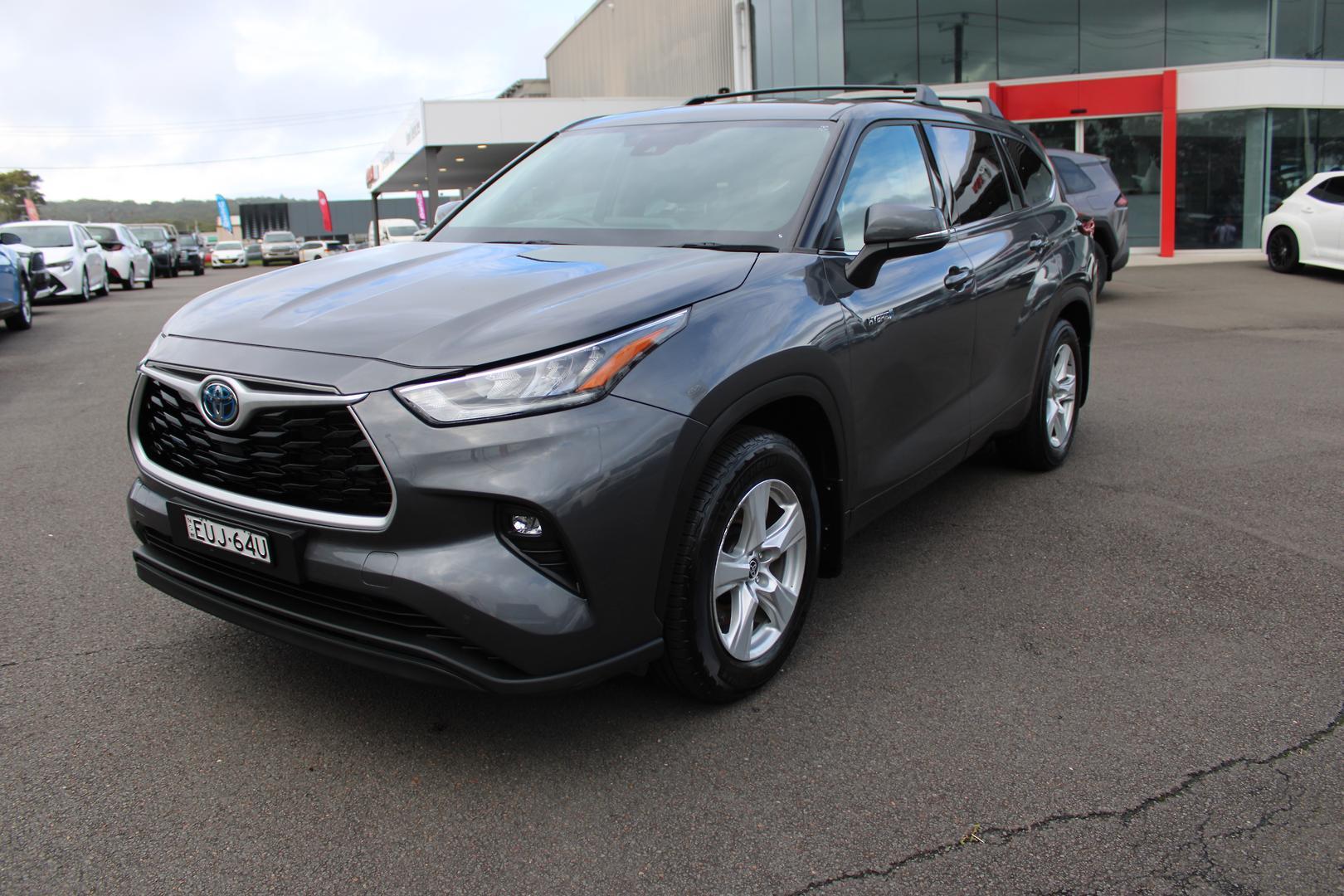 2022 Toyota Kluger GX in Silver