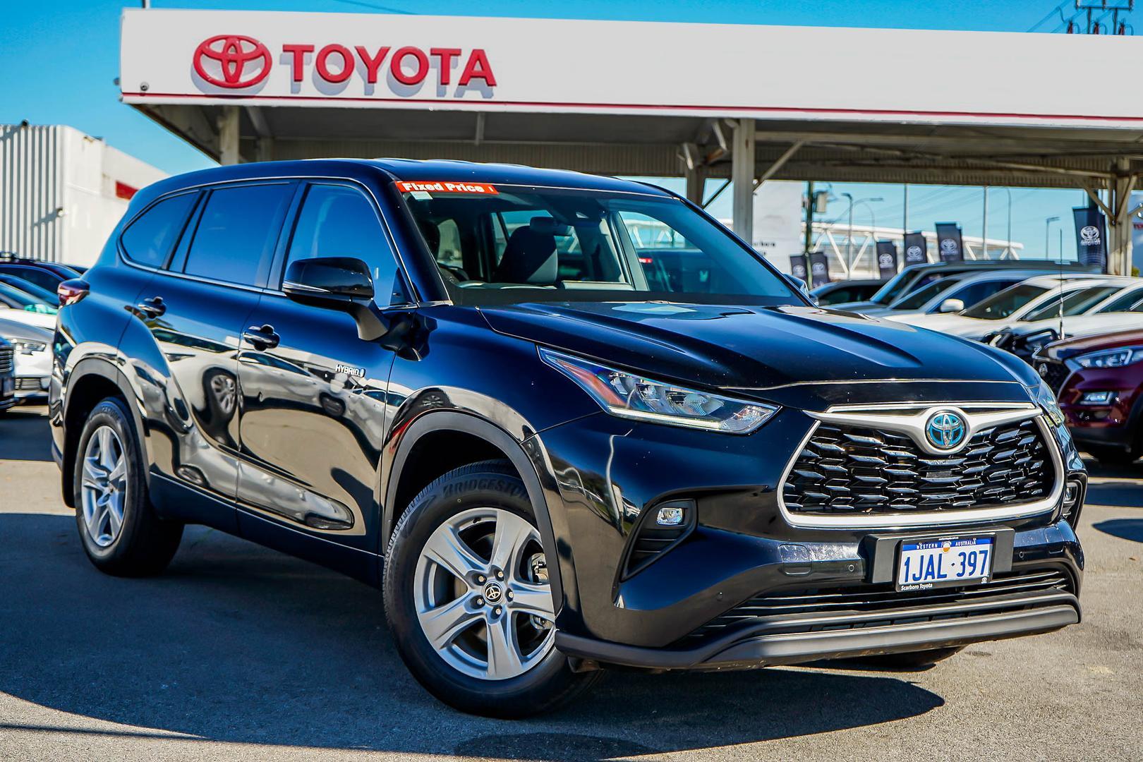 2023 Toyota Kluger GX in Black