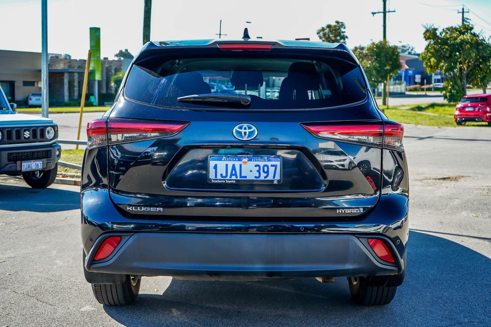 2023 Toyota Kluger GX in Black