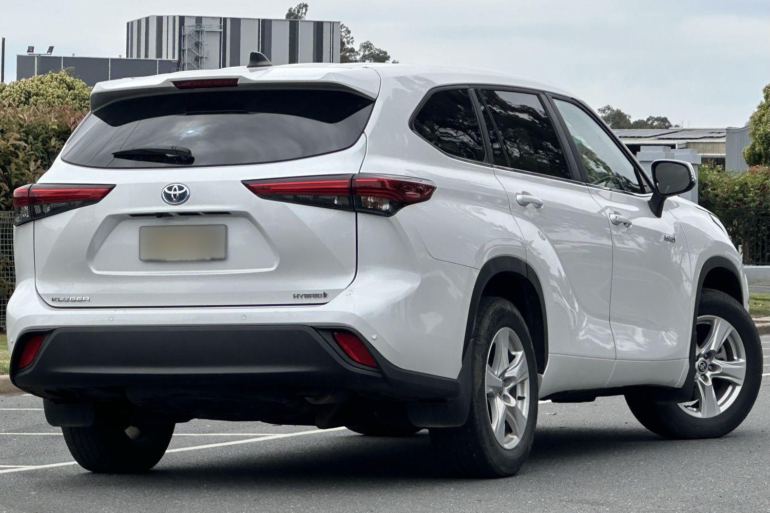 2023 Toyota Kluger GX AWD in White