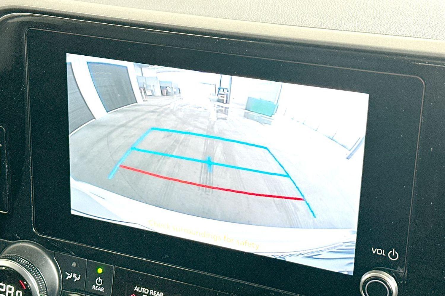 2023 Toyota Kluger GX AWD in White