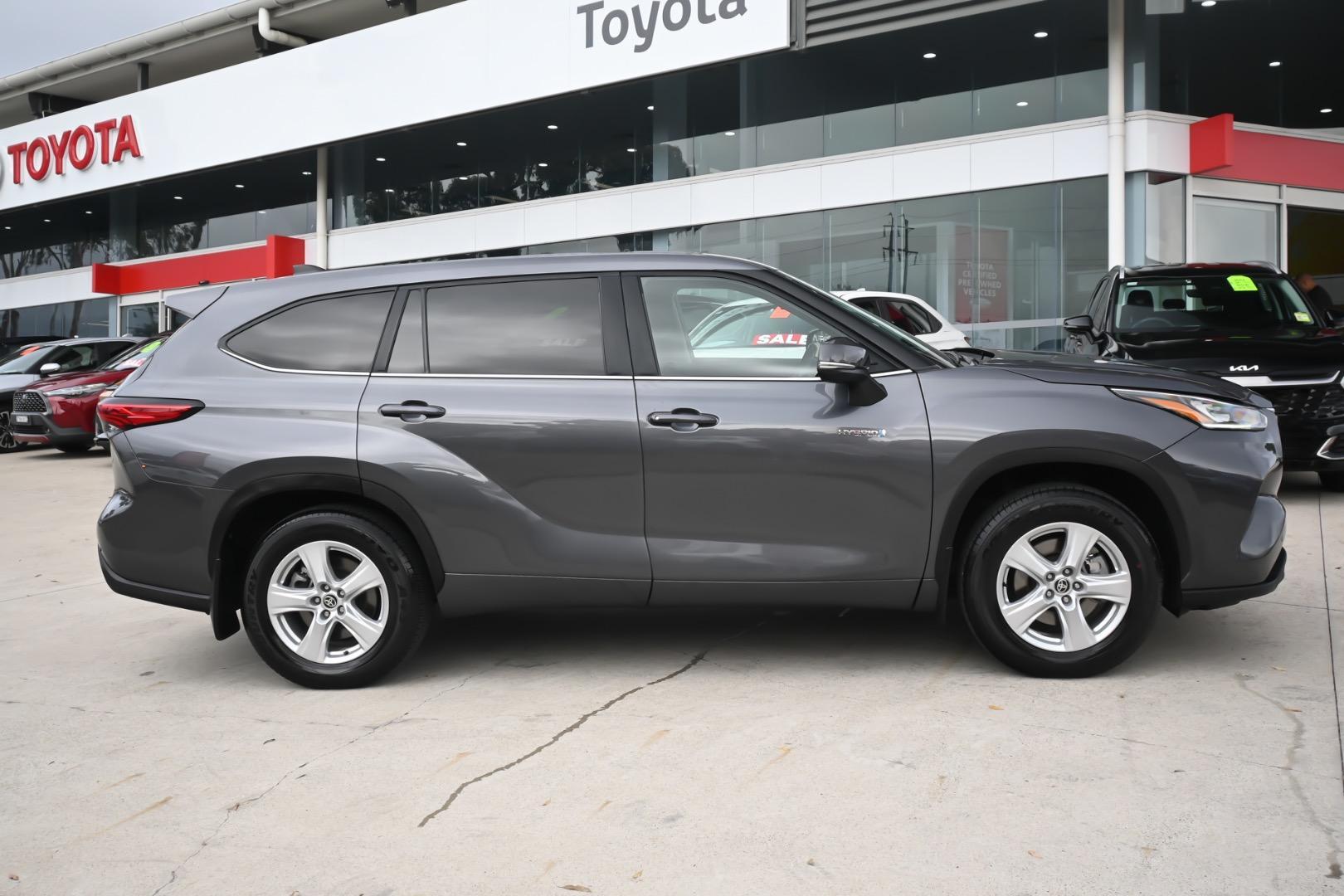 2023 Toyota Kluger GX AWD in Silver