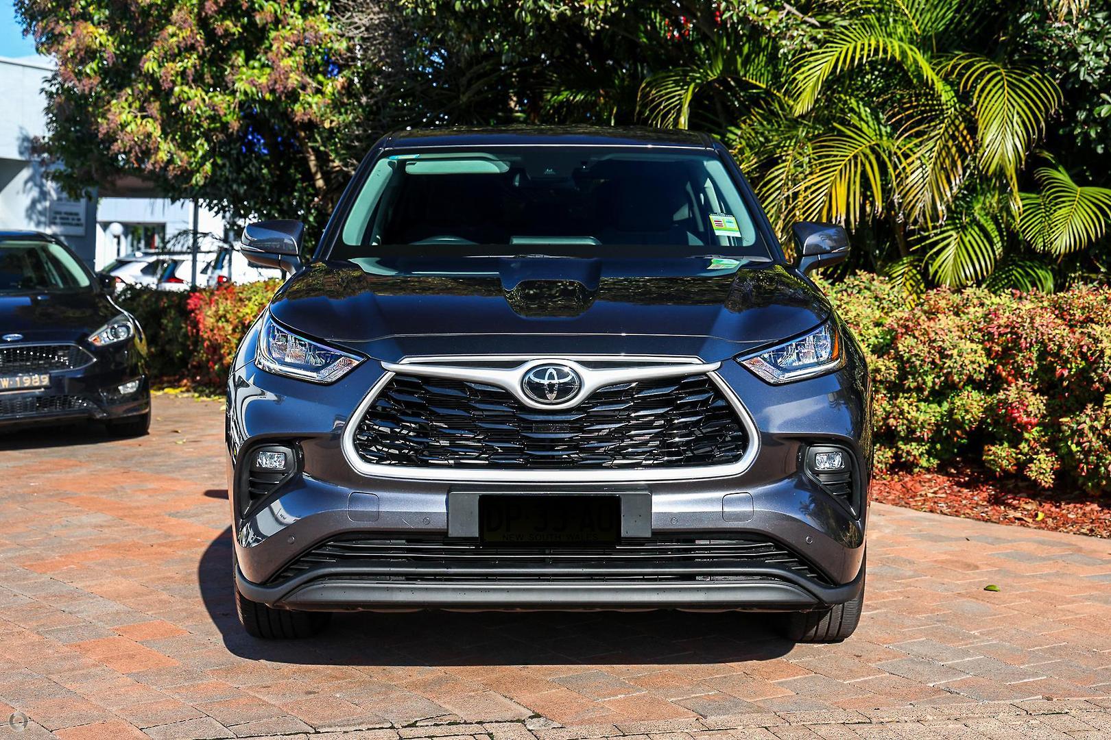 2025 Toyota Kluger GX AWD in Silver