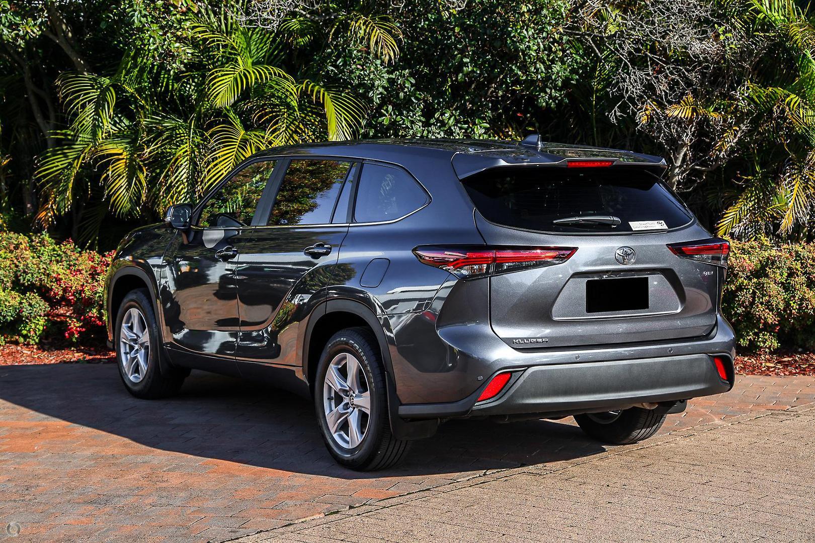 2025 Toyota Kluger GX AWD in Silver