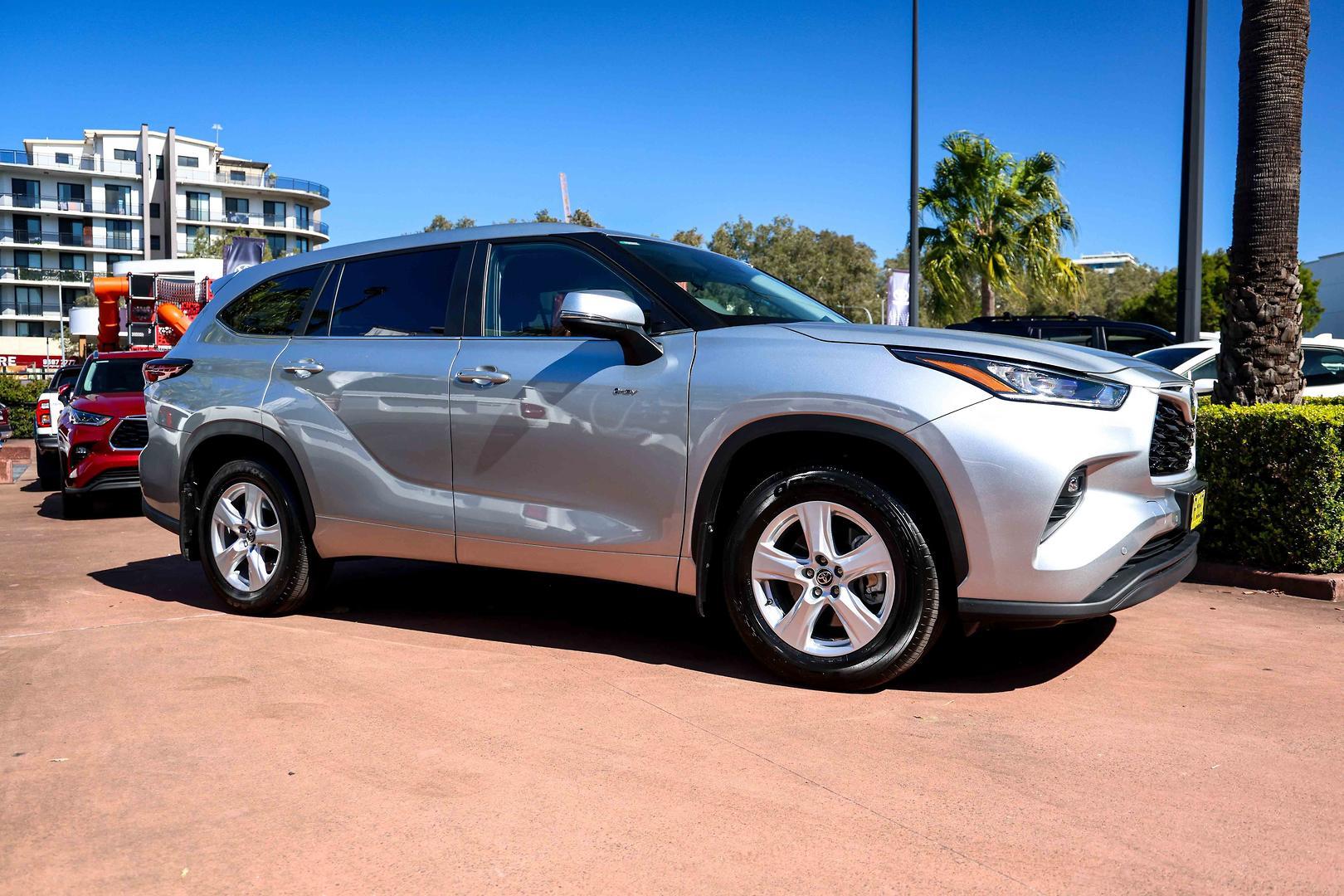 2025 Toyota Kluger GX AWD in Silver