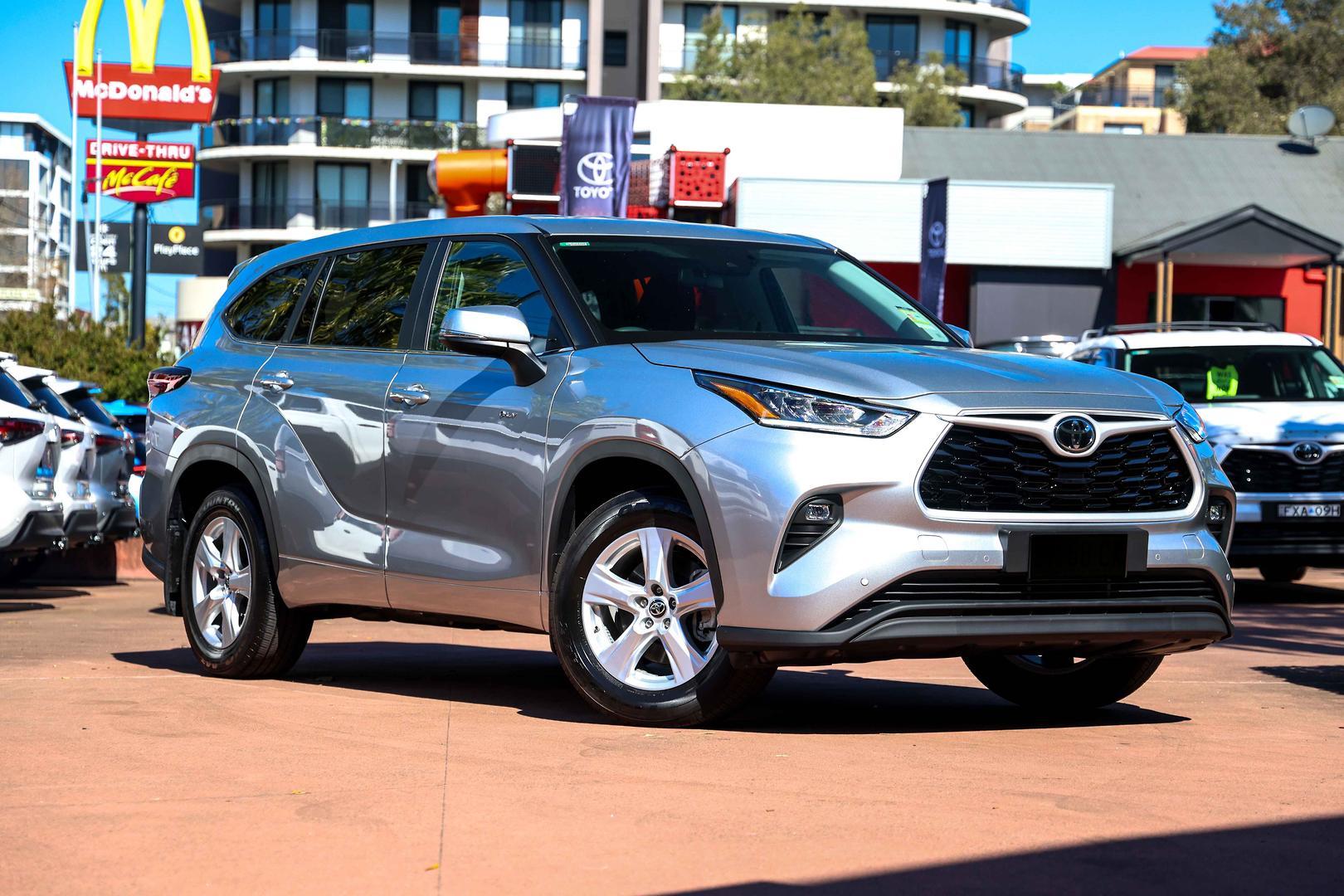 2025 Toyota Kluger GX AWD in Silver