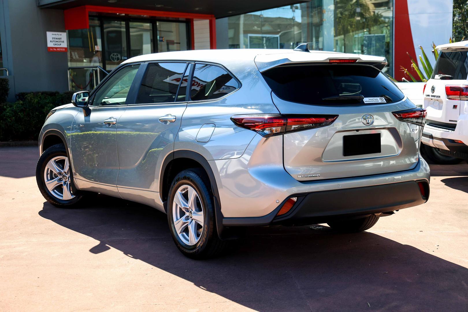 2025 Toyota Kluger GX AWD in Silver