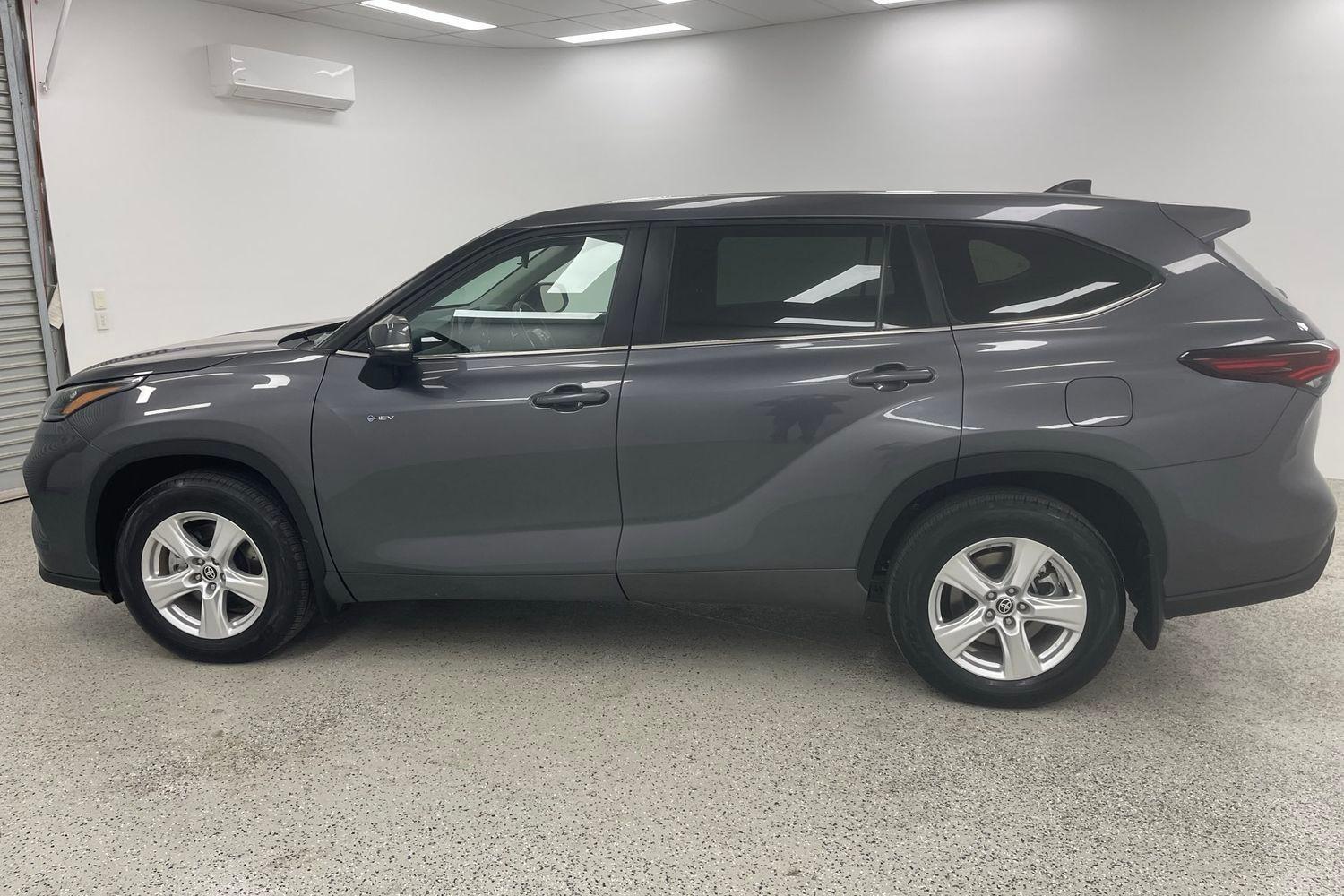 2025 Toyota Kluger GX AWD in Silver