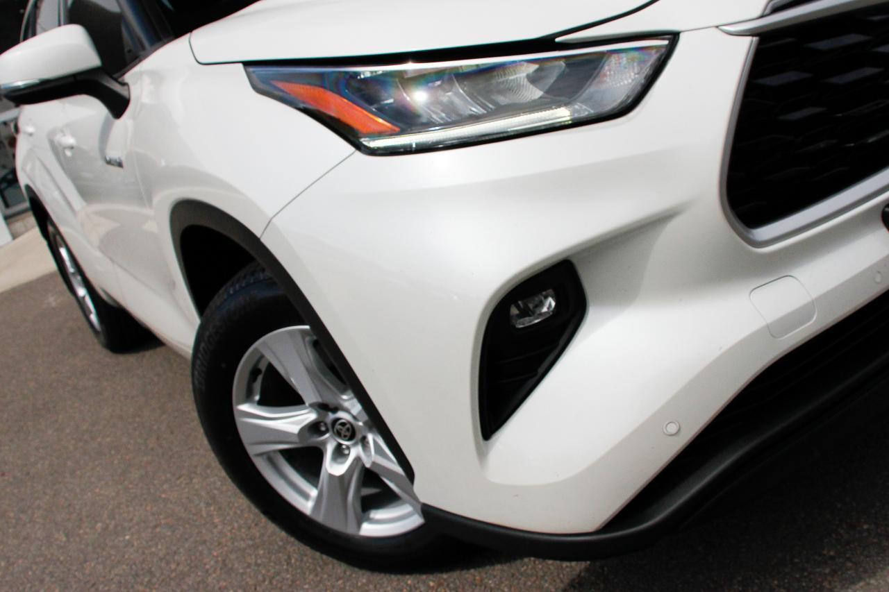 2021 Toyota Kluger GX in White