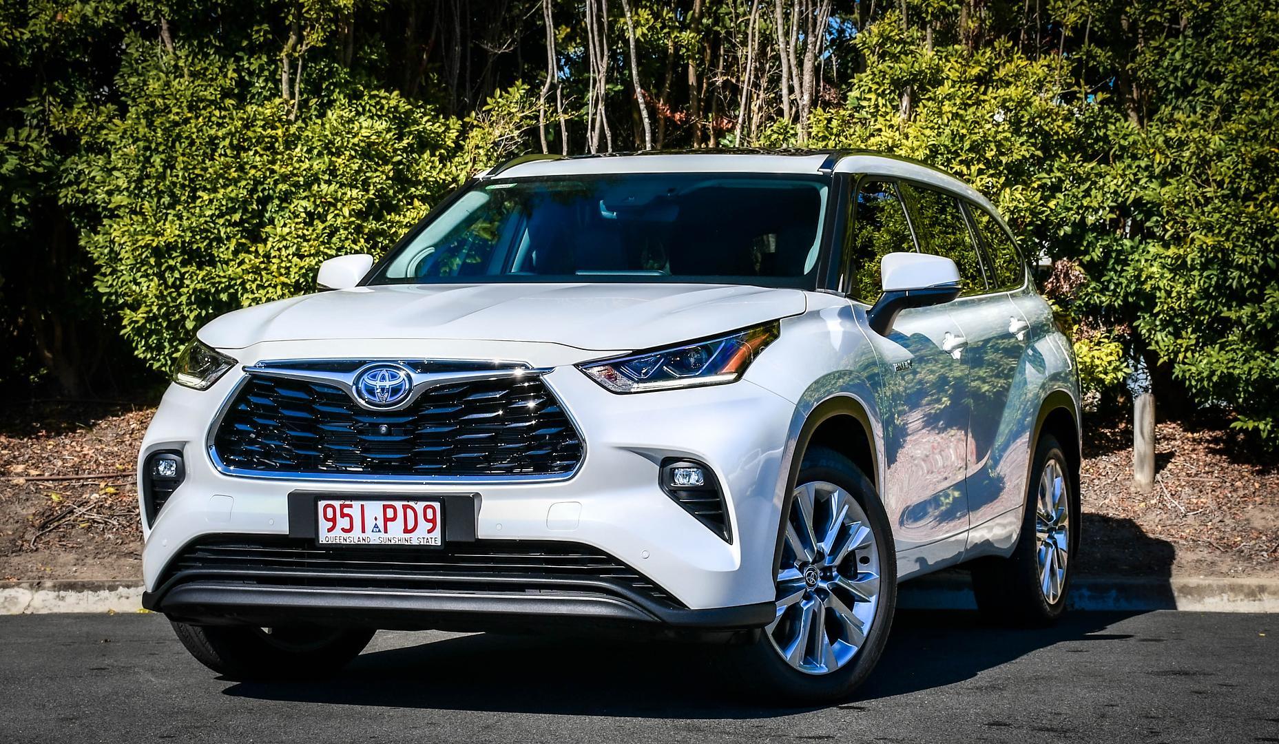 2022 Toyota Kluger AWD GRANDE in White