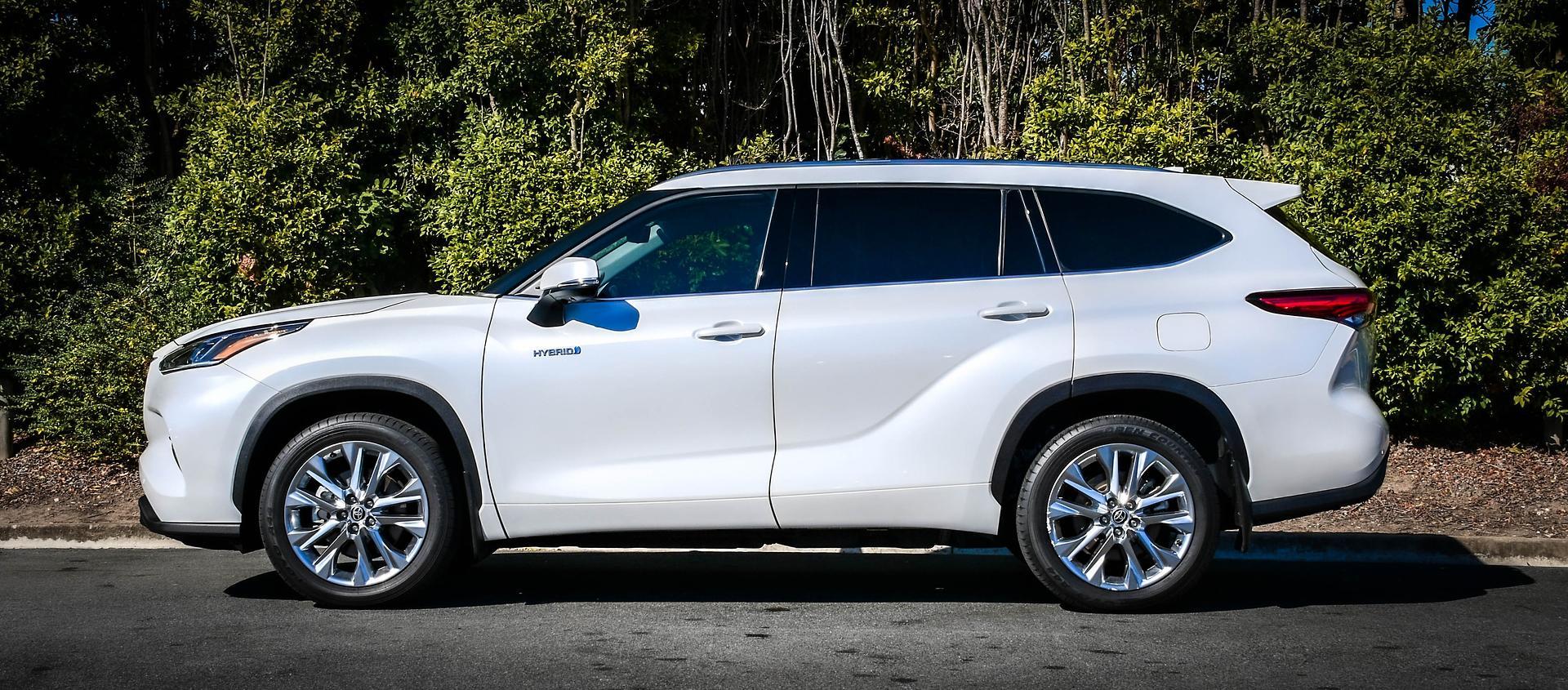 2022 Toyota Kluger AWD GRANDE in White
