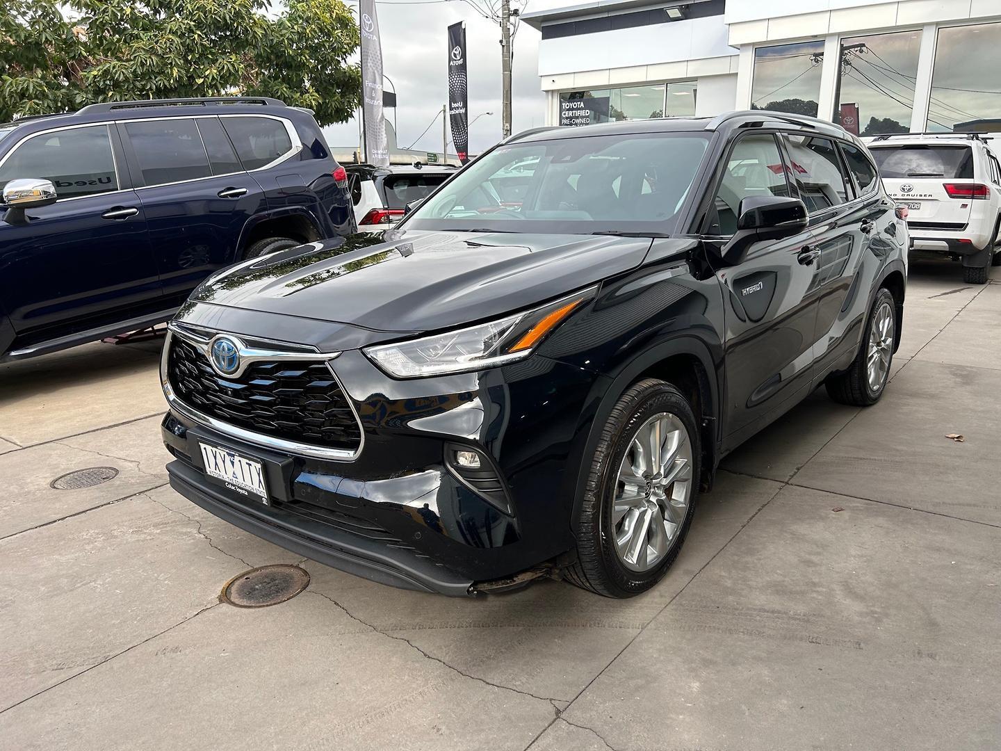 2022 Toyota Kluger AWD GRANDE in Black