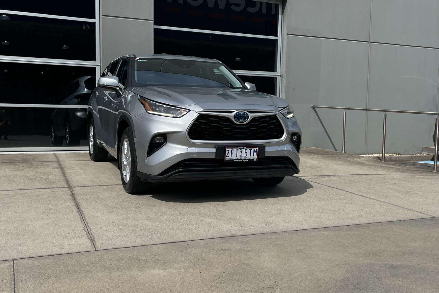 2023 Toyota Kluger GX AWD in Silver