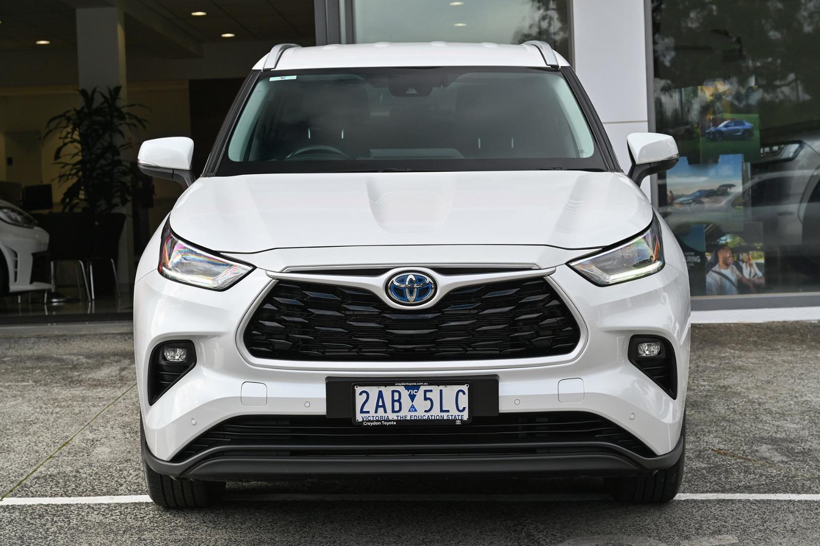 2023 Toyota Kluger GXL AWD in White