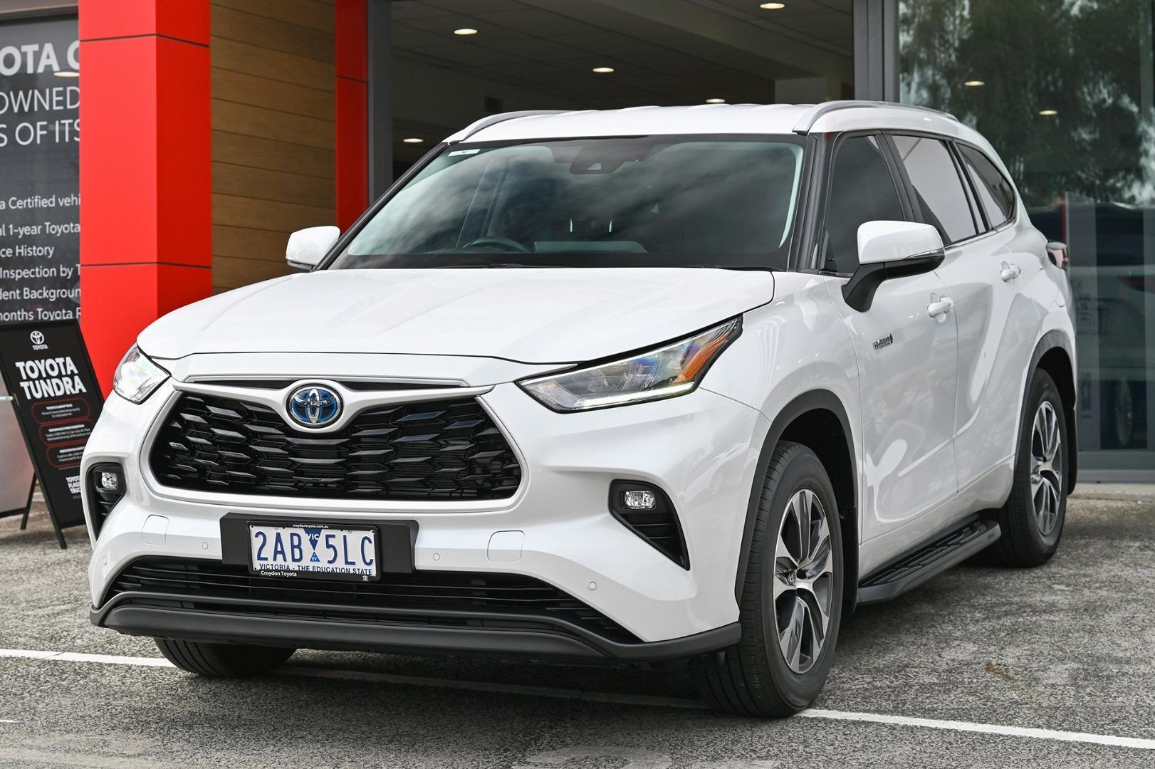 2023 Toyota Kluger GXL AWD in White