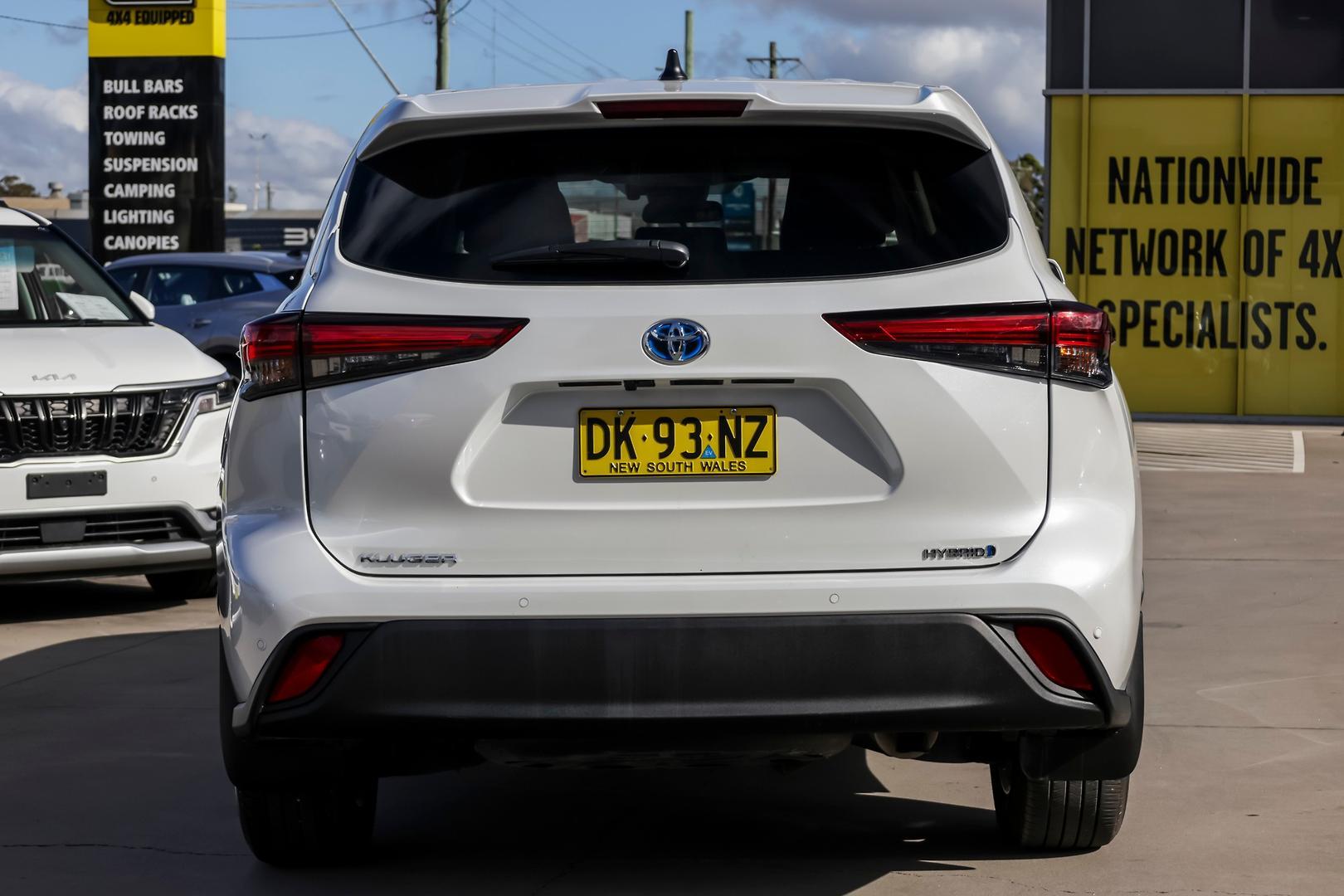 2023 Toyota Kluger GX AWD in White