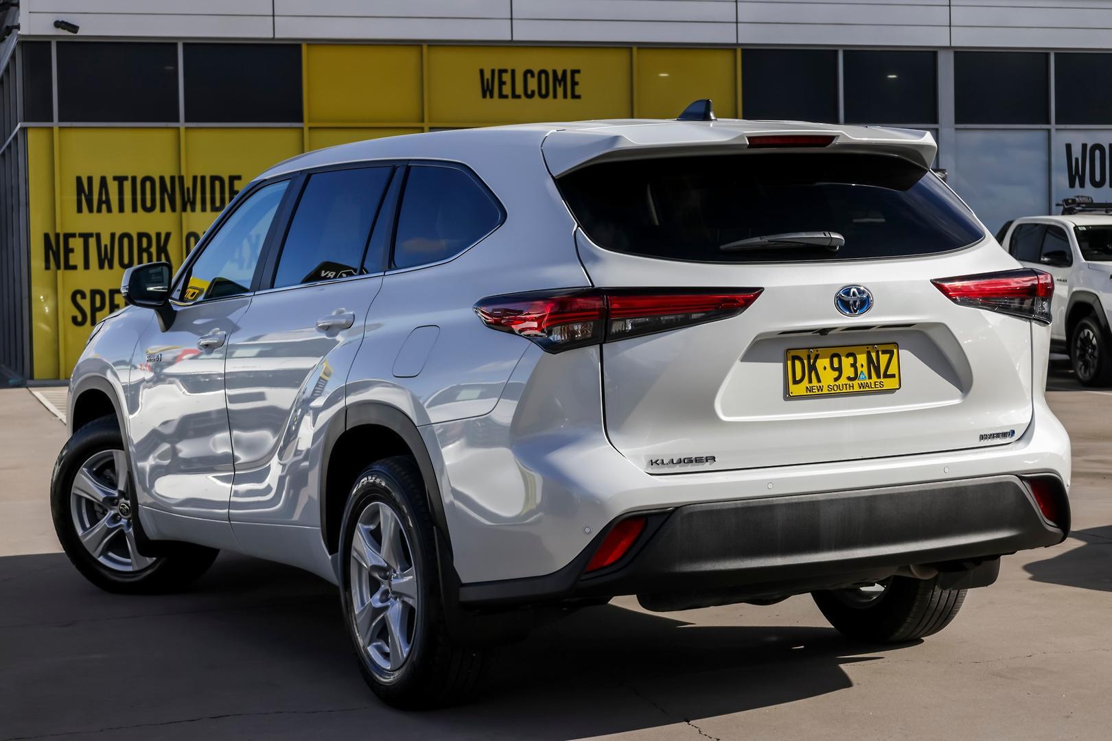 2023 Toyota Kluger GX AWD in White